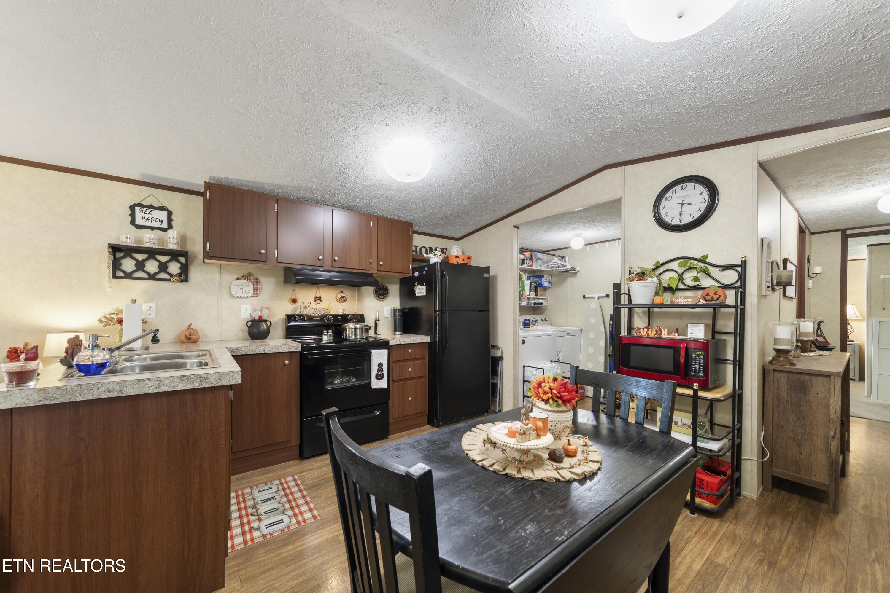 221 Sinnamon Lane Rutledge TN 37861