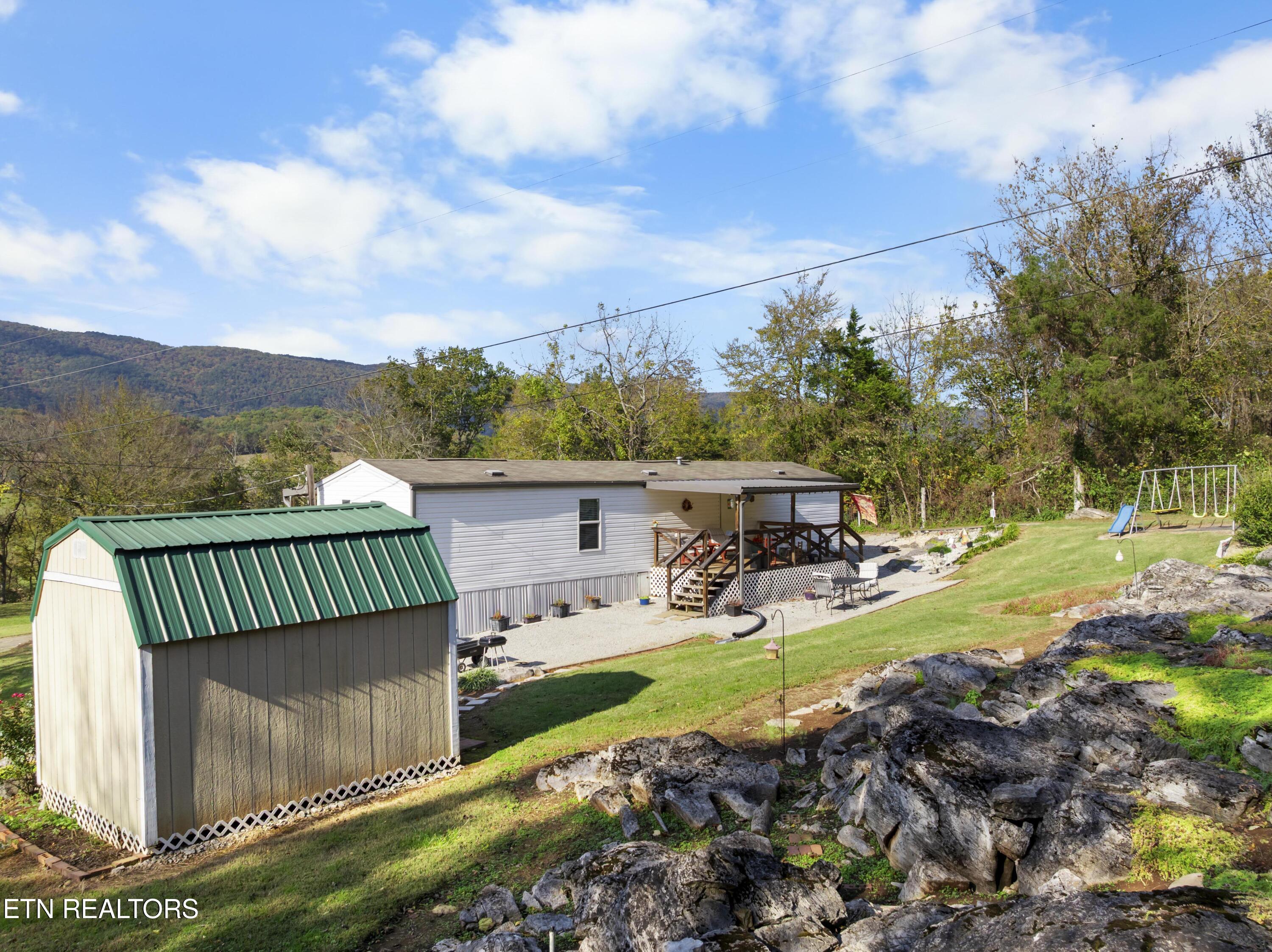 221 Sinnamon Lane Rutledge TN 37861