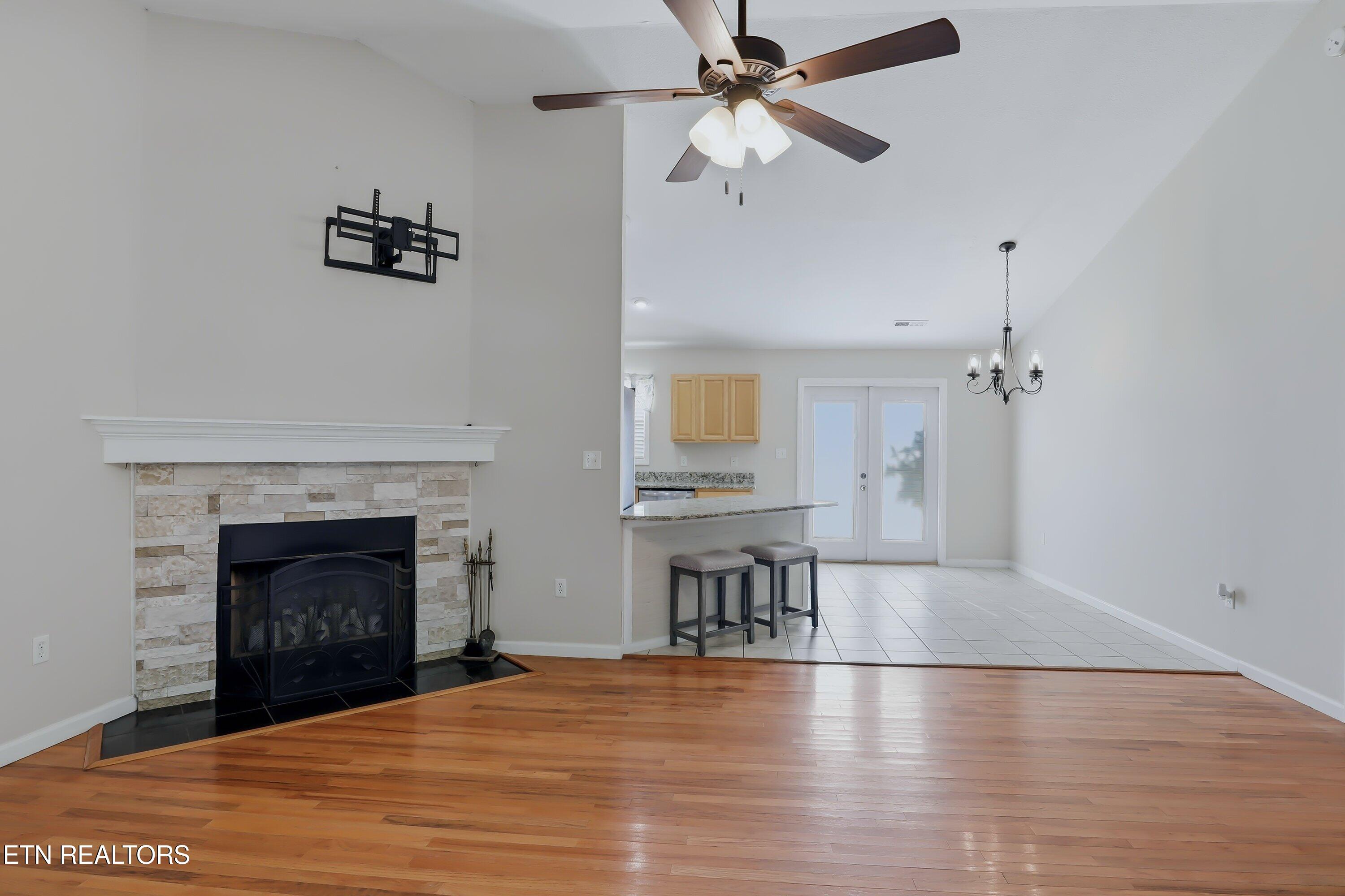 316 Hansels Lea Sevierville TN 37876