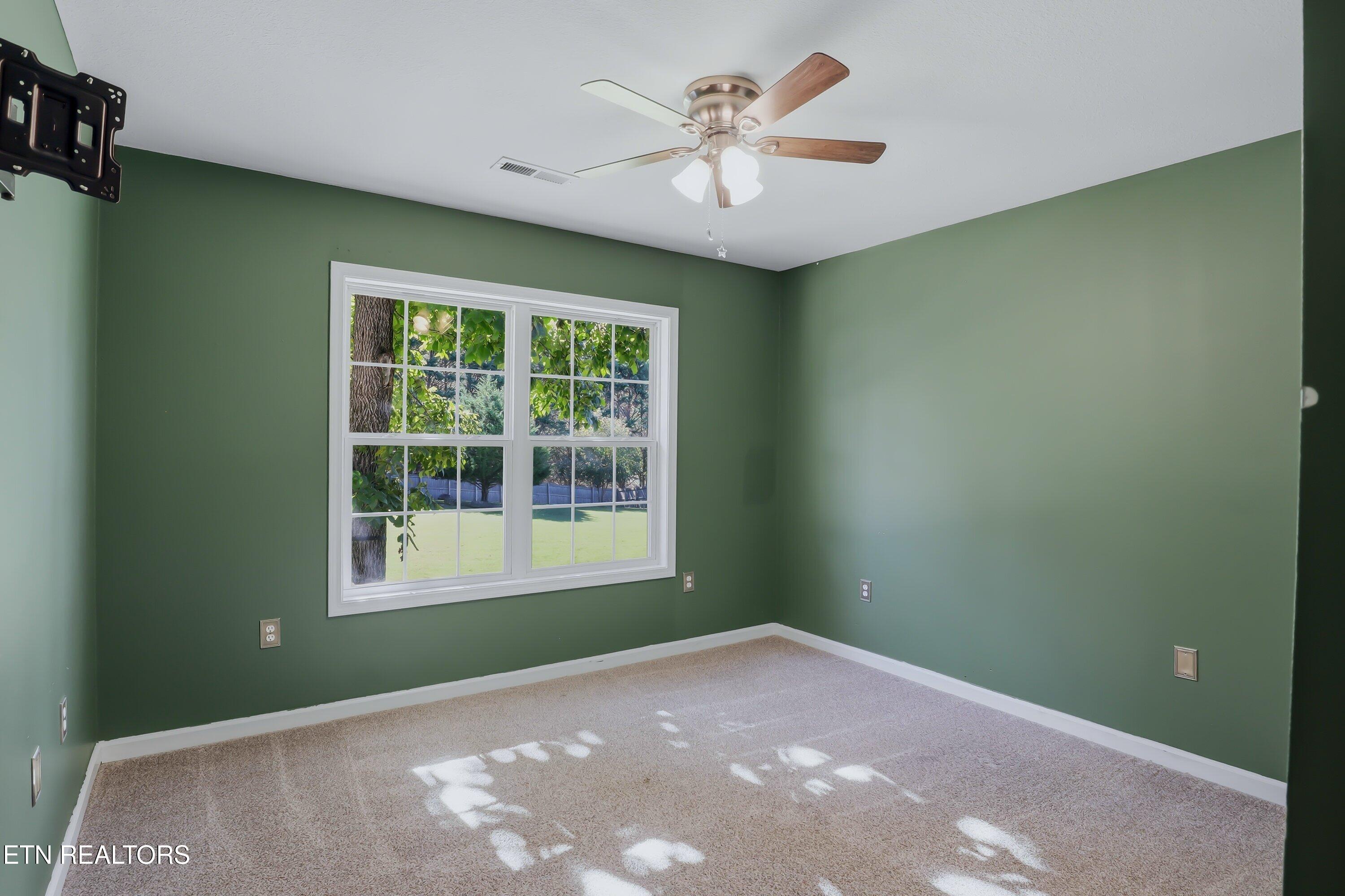 316 Hansels Lea Sevierville TN 37876