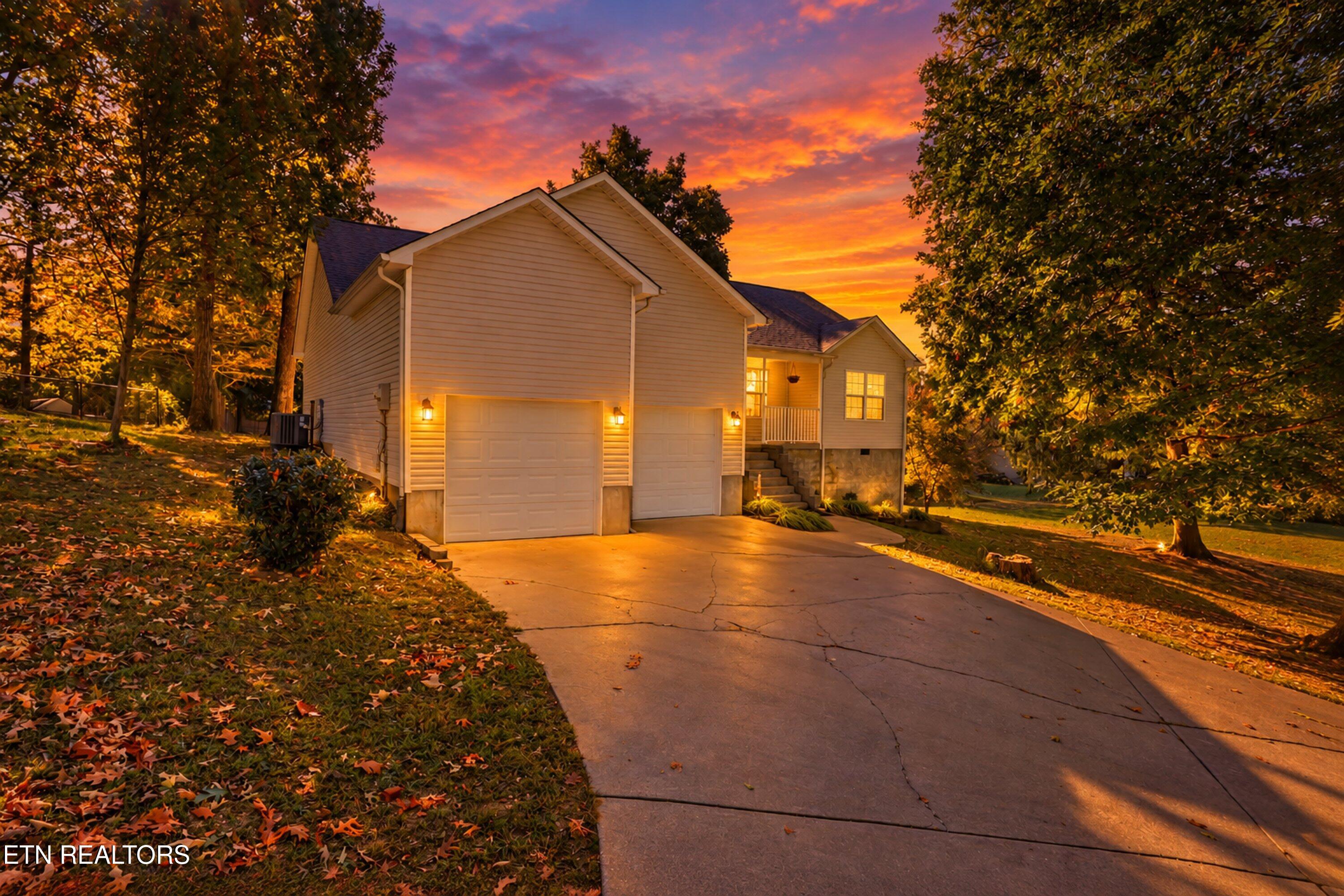 316 Hansels Lea Sevierville TN 37876