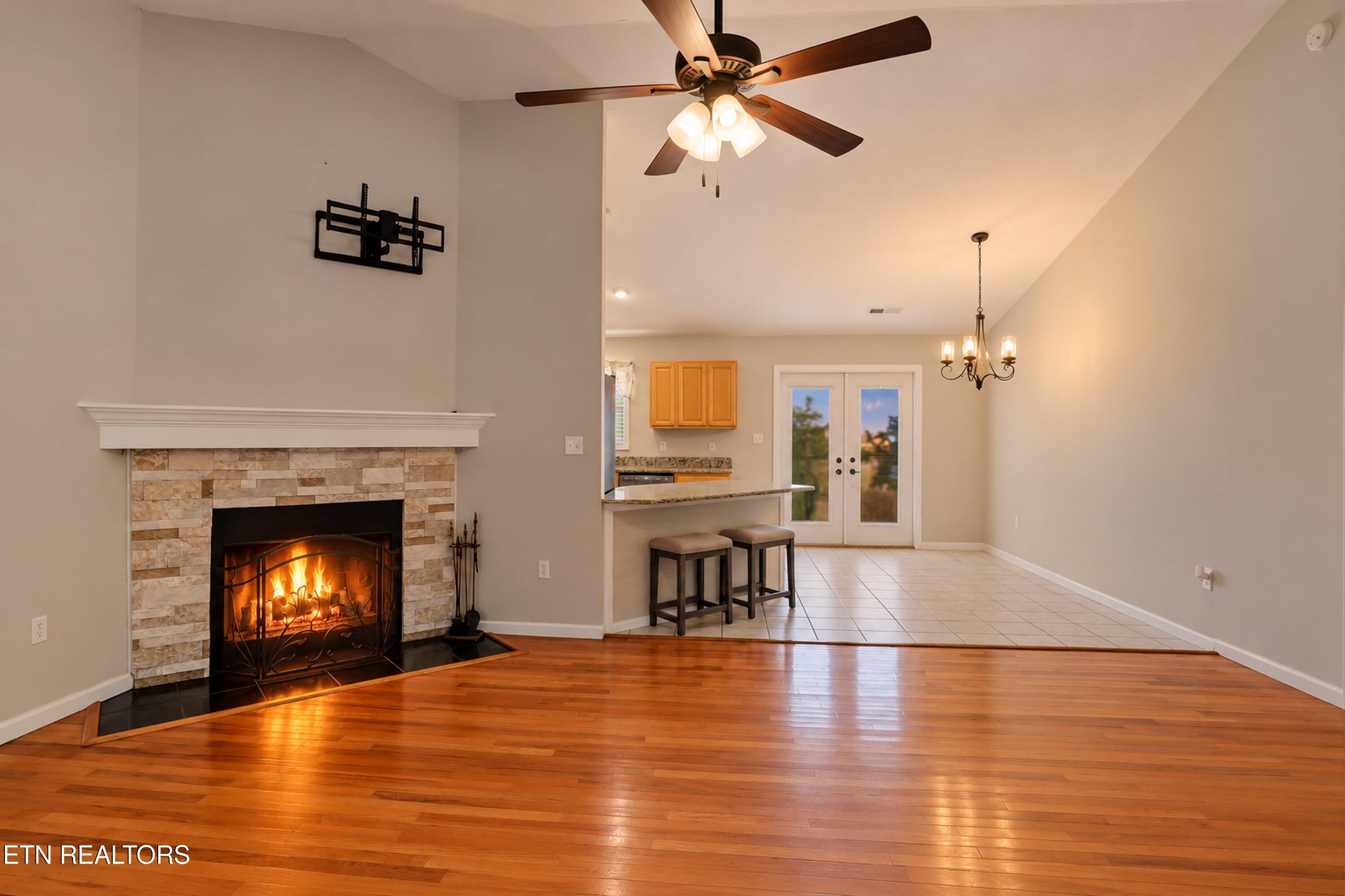 316 Hansels Lea Sevierville TN 37876
