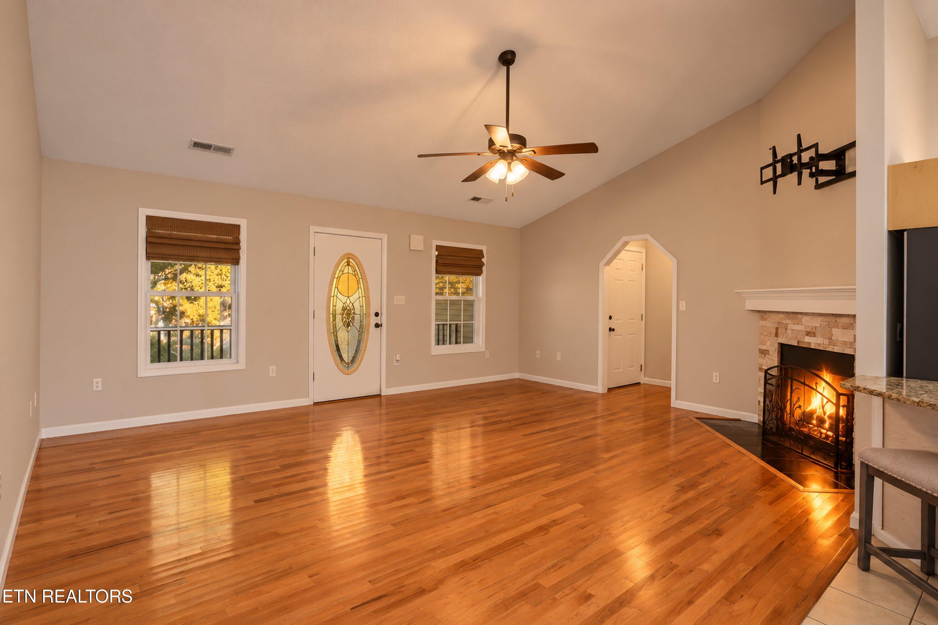 316 Hansels Lea Sevierville TN 37876