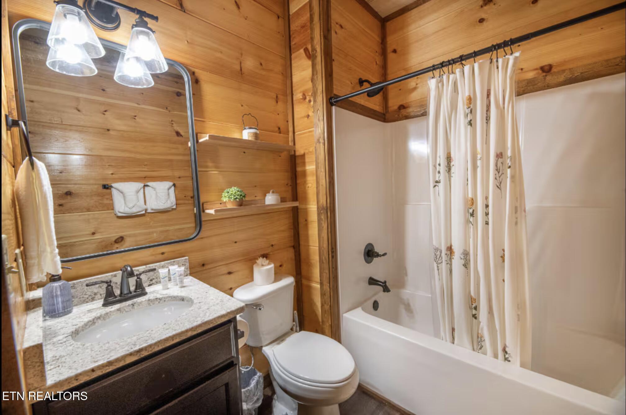 855 Osprey Way Pigeon Forge TN 37863