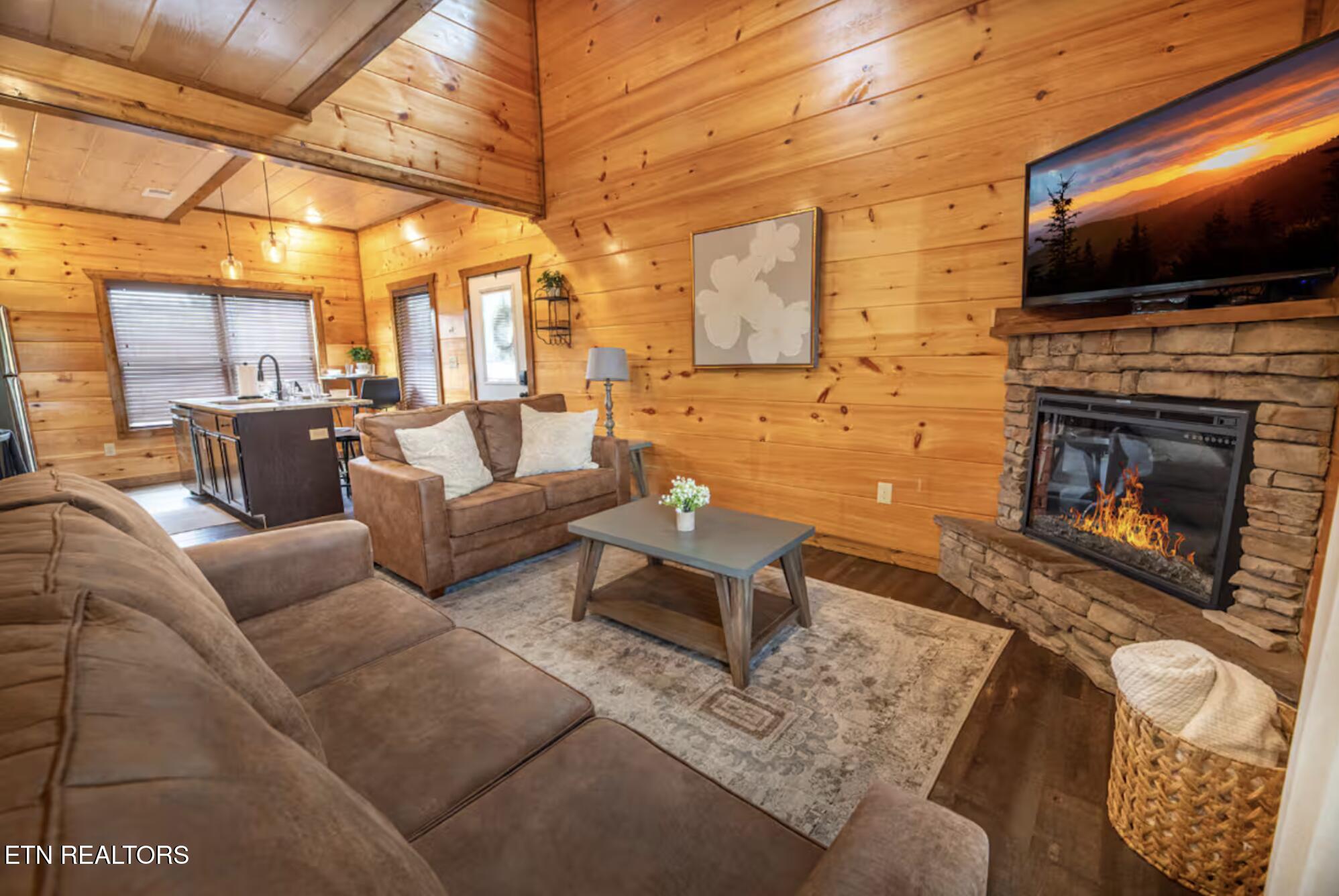 855 Osprey Way Pigeon Forge TN 37863