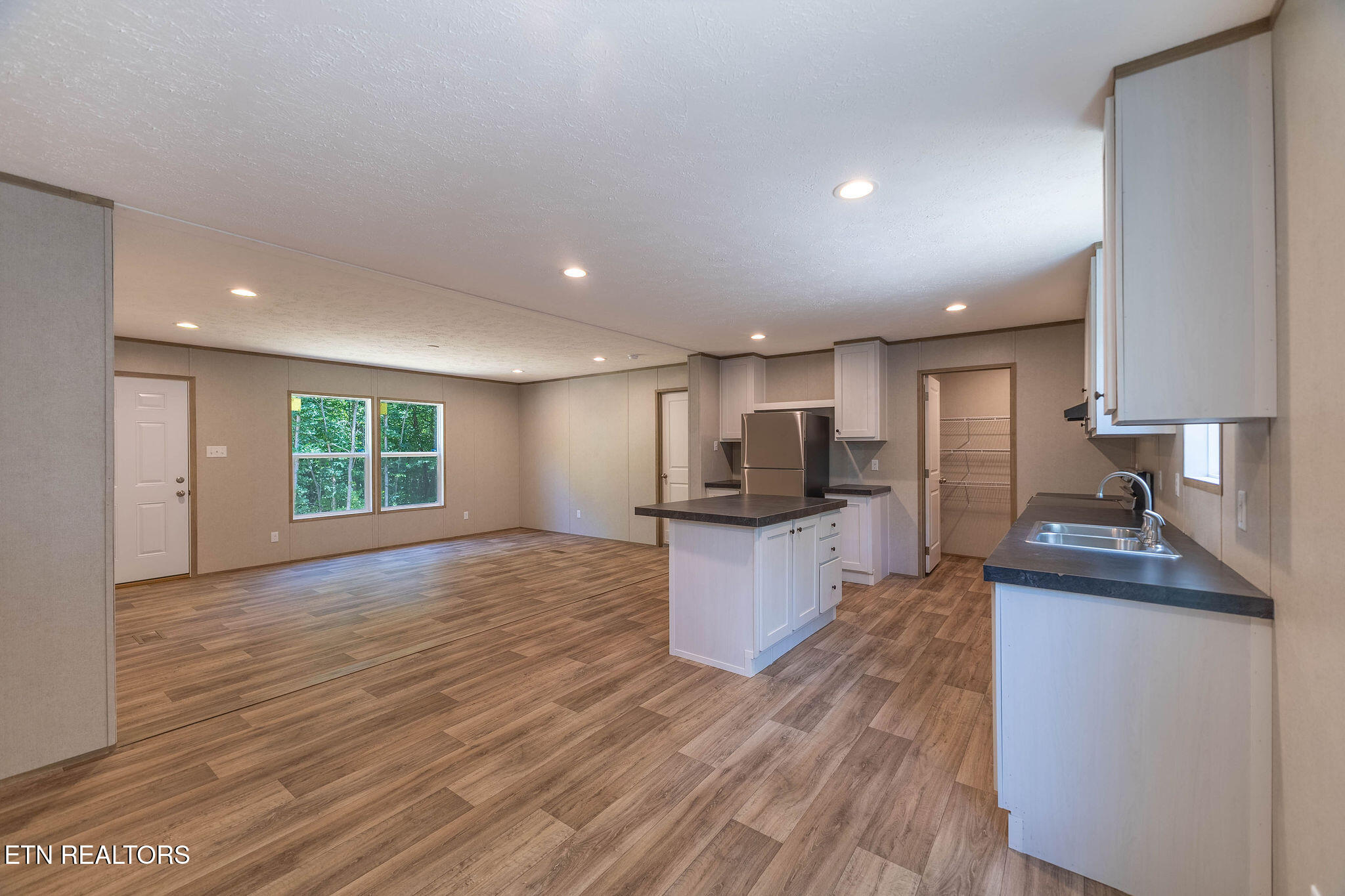 135 Pinecrest Drive Loudon TN 37774