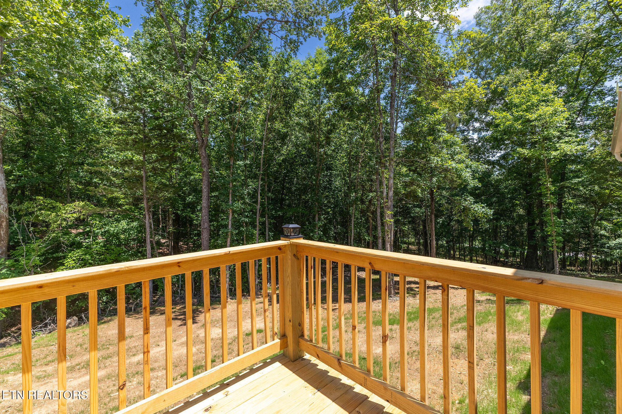 135 Pinecrest Drive Loudon TN 37774