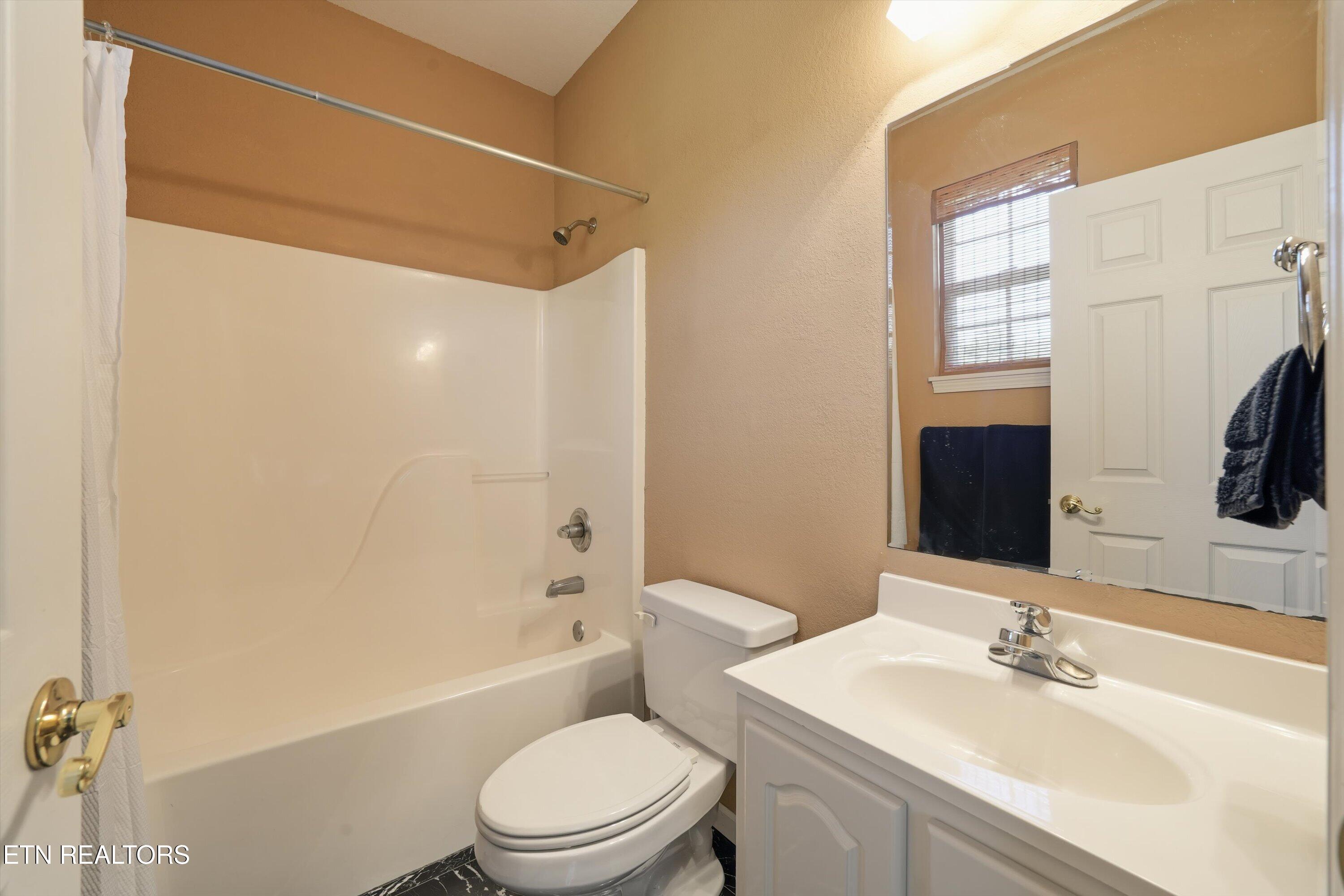 1434 Cheyenne Boulevard Seymour TN 37865