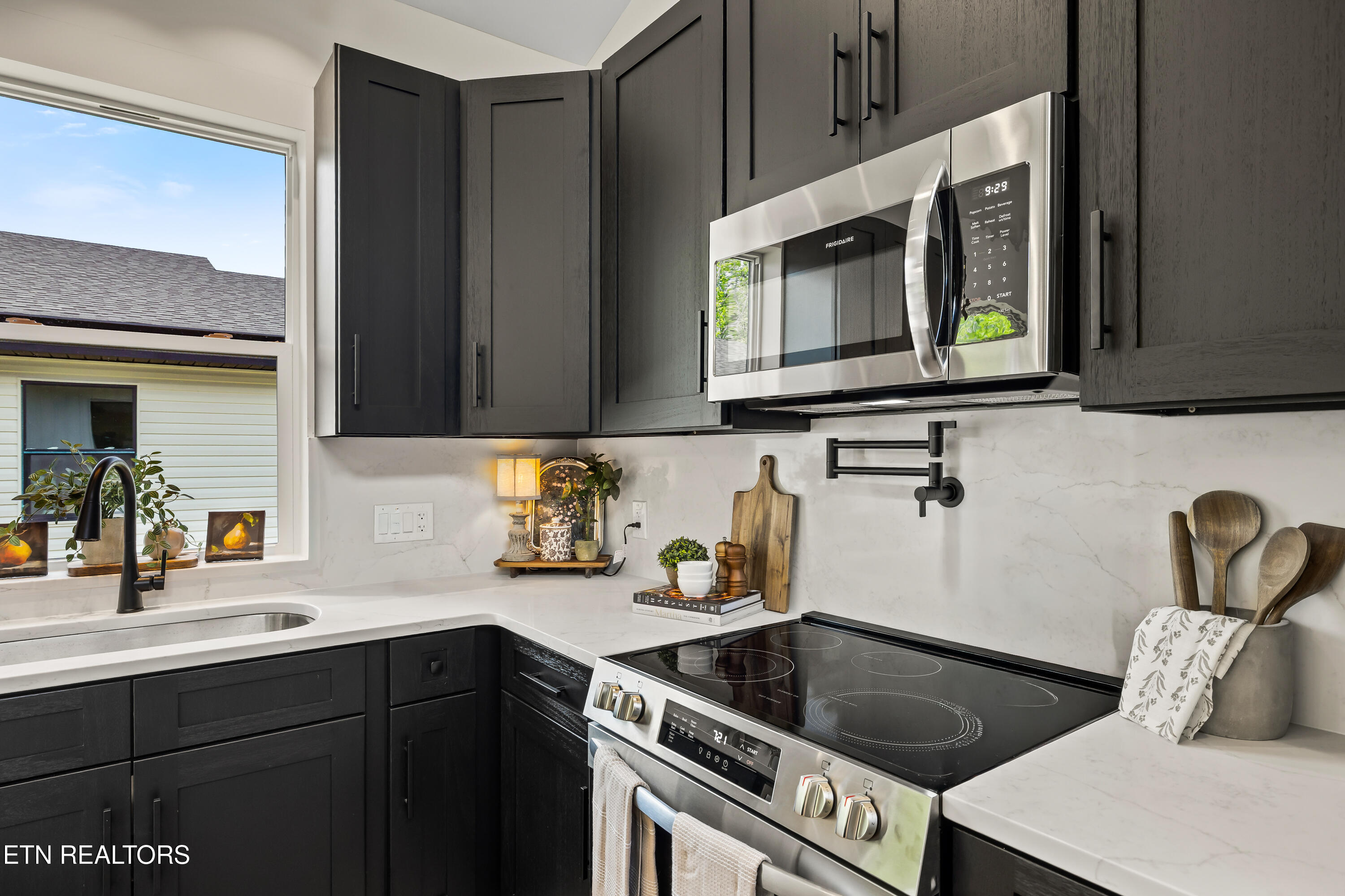 2329 Rock Gardens Drive Sevierville TN 37876