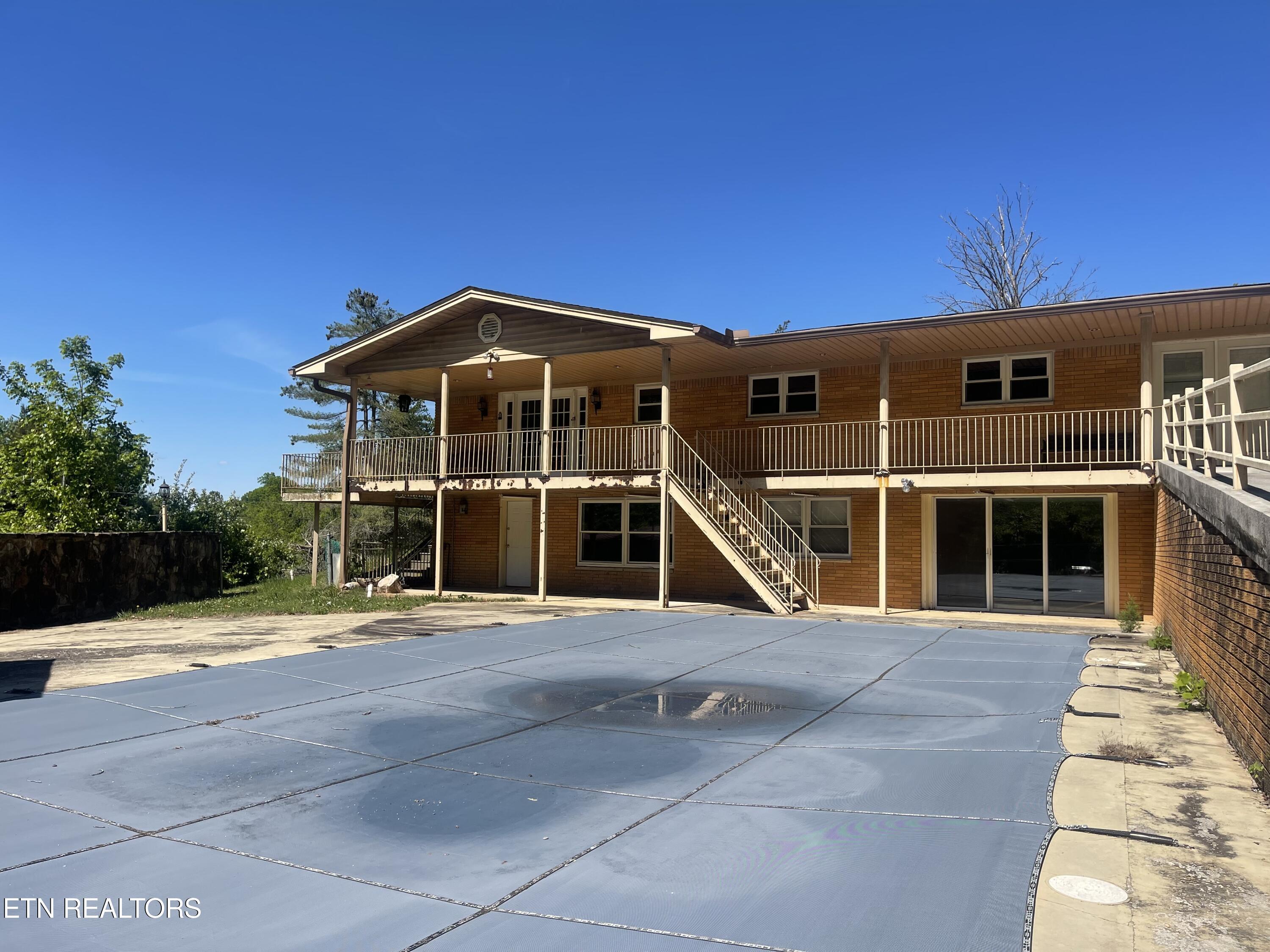 980 Blue Top Road Tazewell TN 37879
