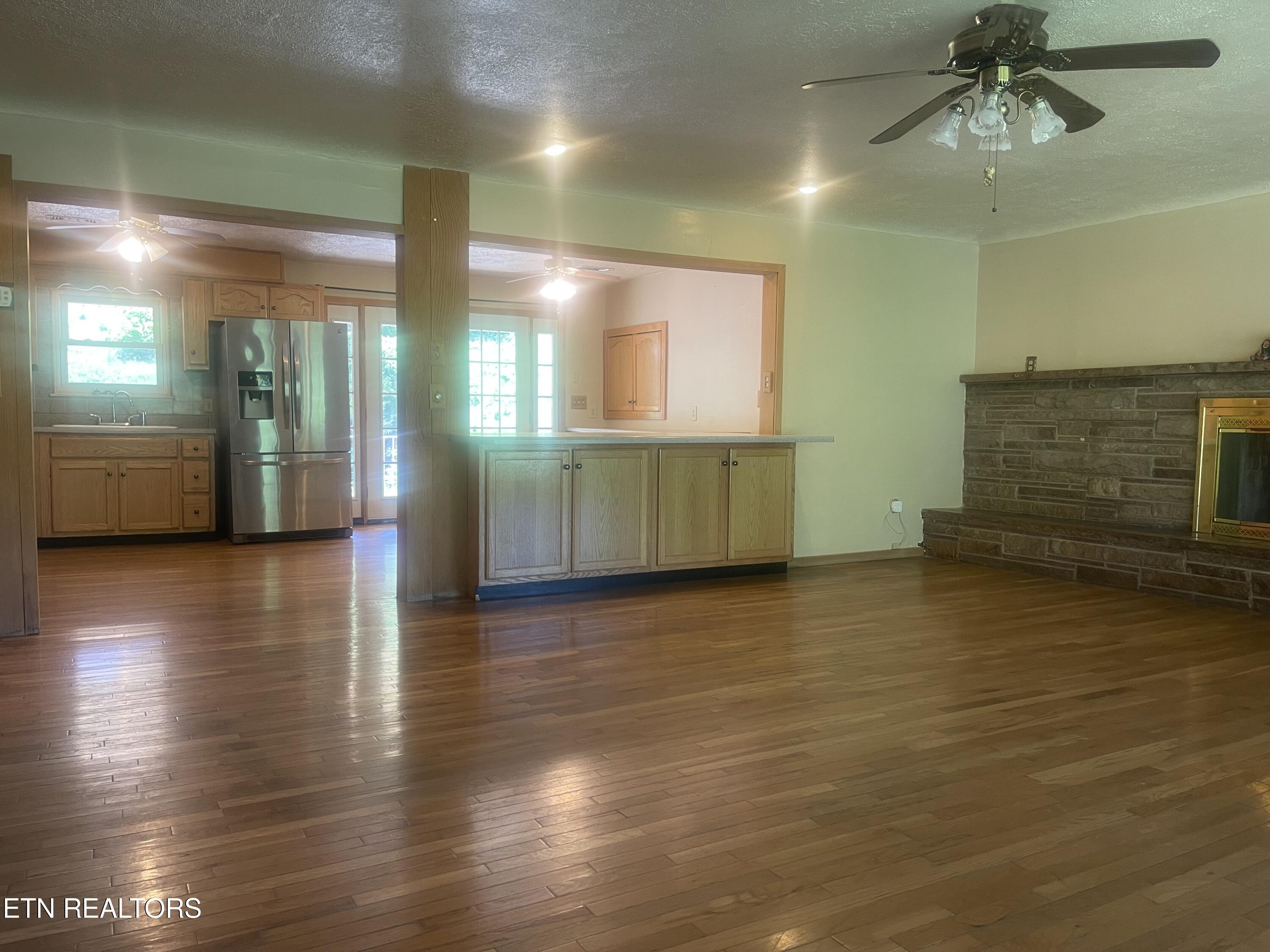 980 Blue Top Road Tazewell TN 37879