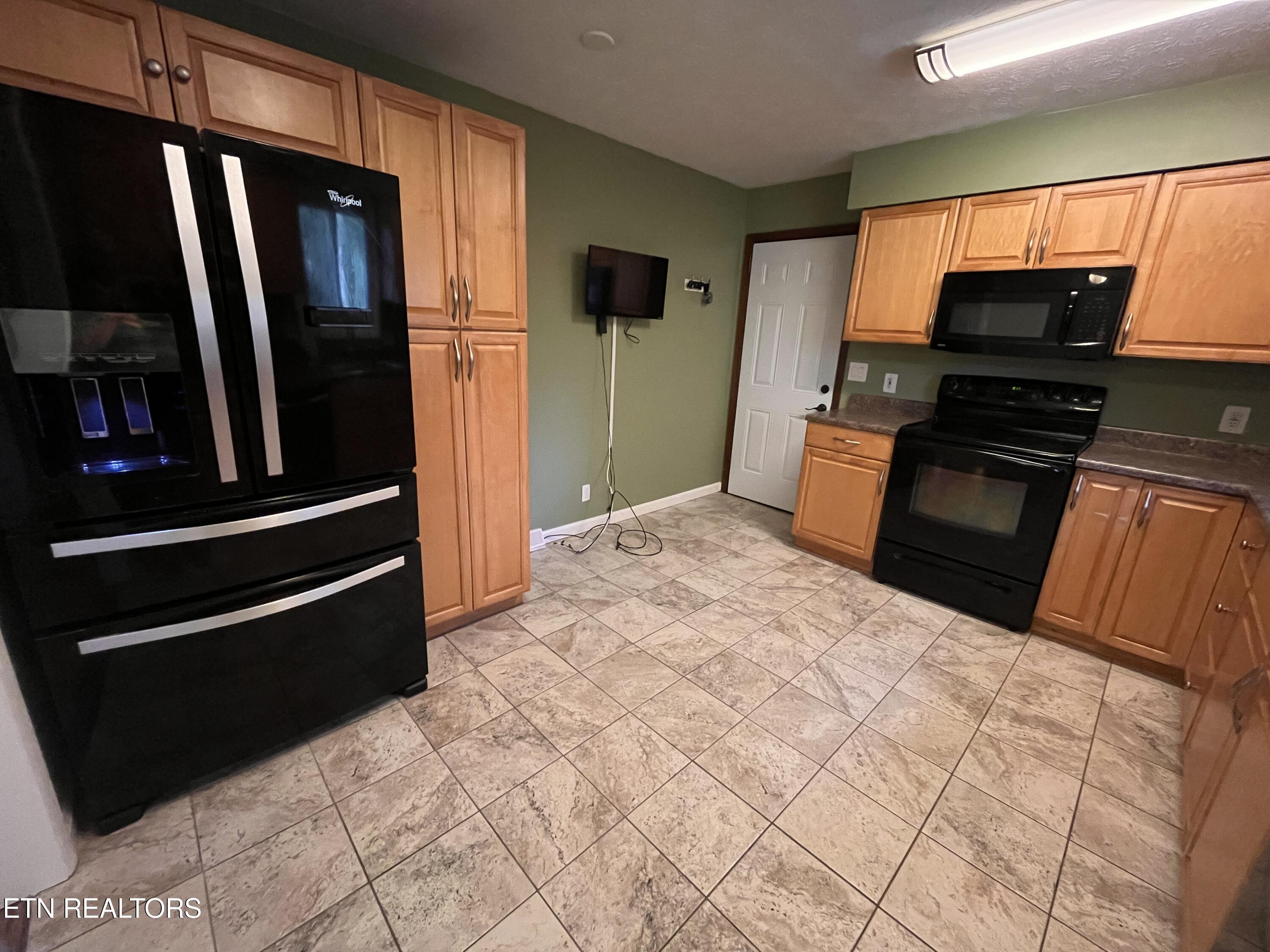 104 Clark Lane Oak Ridge TN 37830