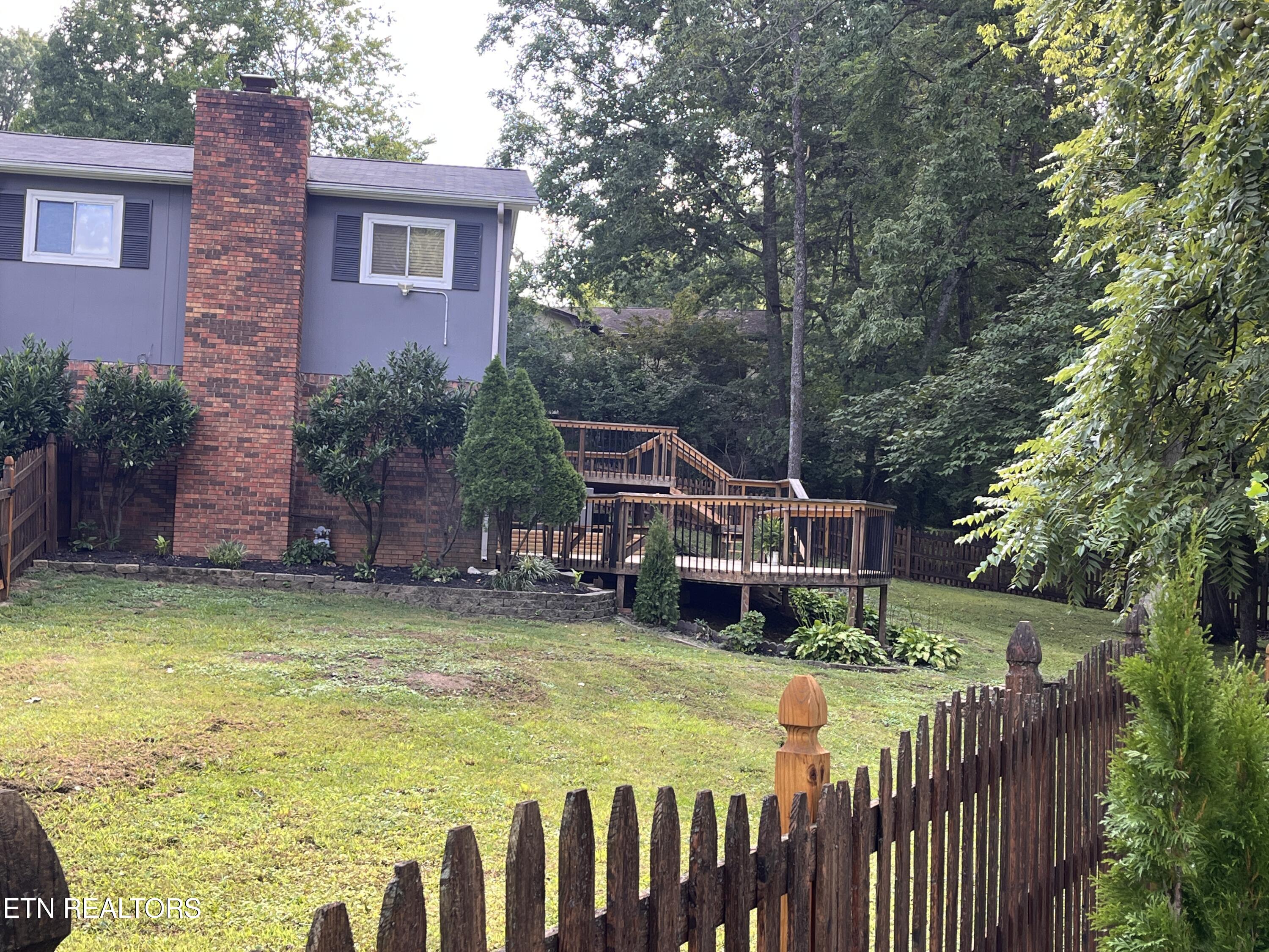 104 Clark Lane Oak Ridge TN 37830