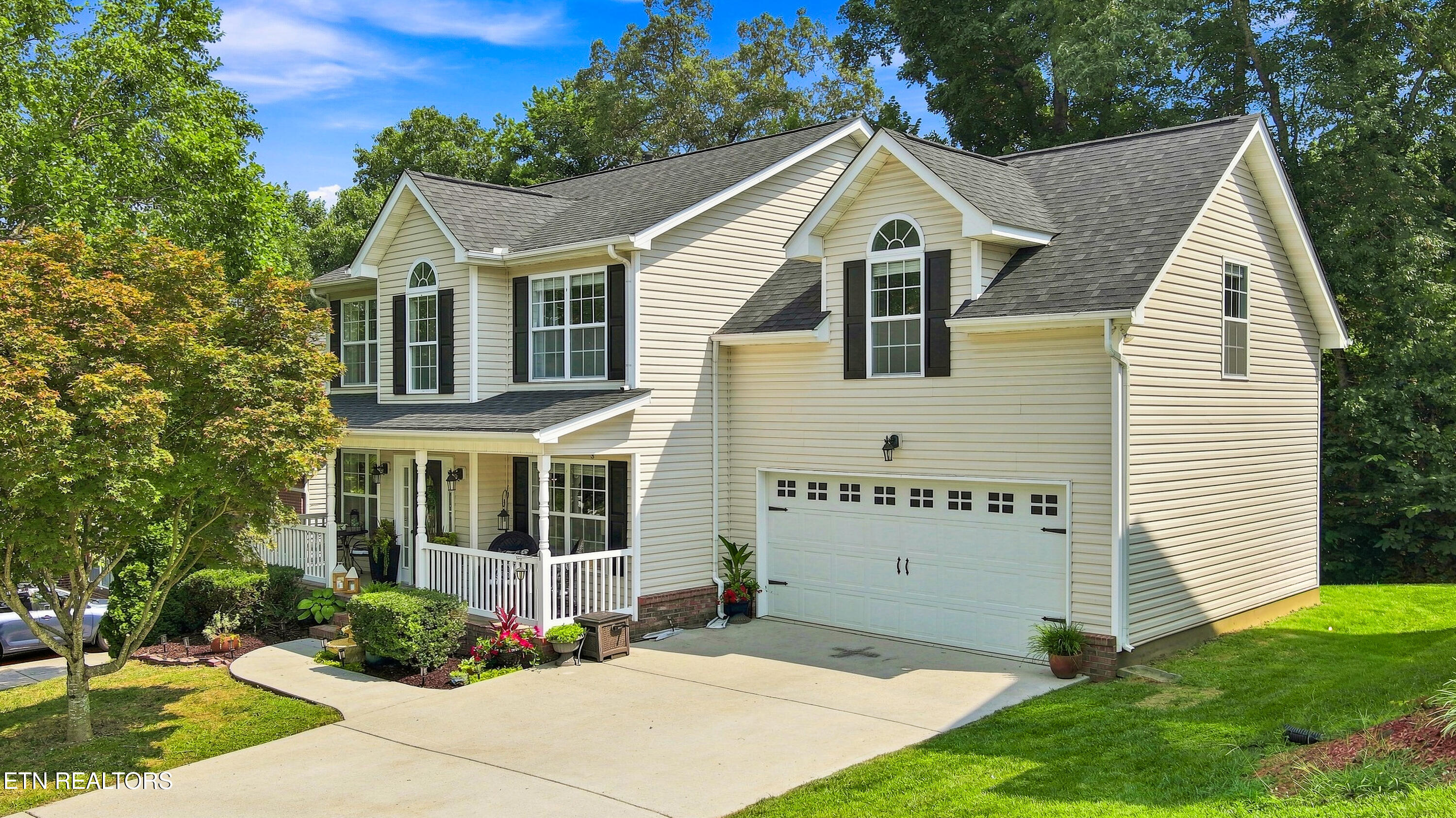 5826 Wall Flower Lane Knoxville TN 37924