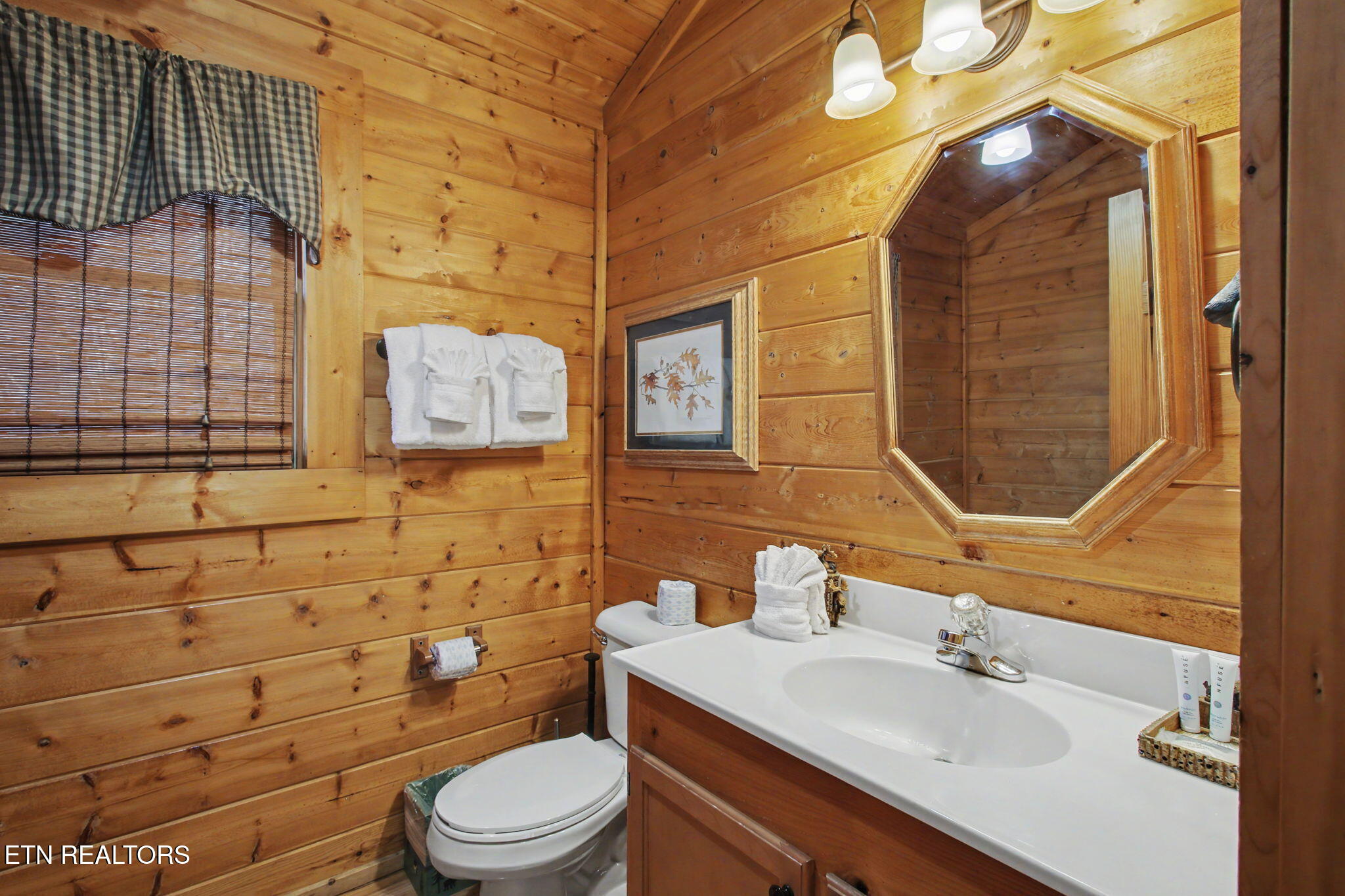2244 Valley Mountain Way Sevierville TN 37862