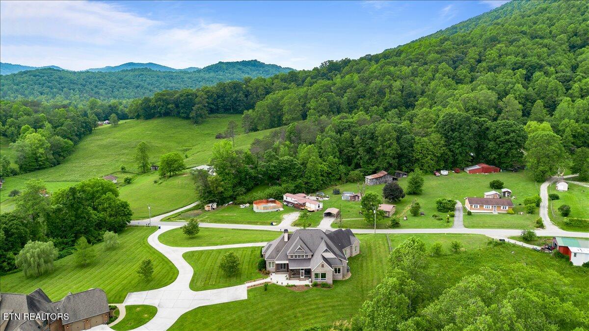 757 Indian Mountain Road Jellico TN 37762