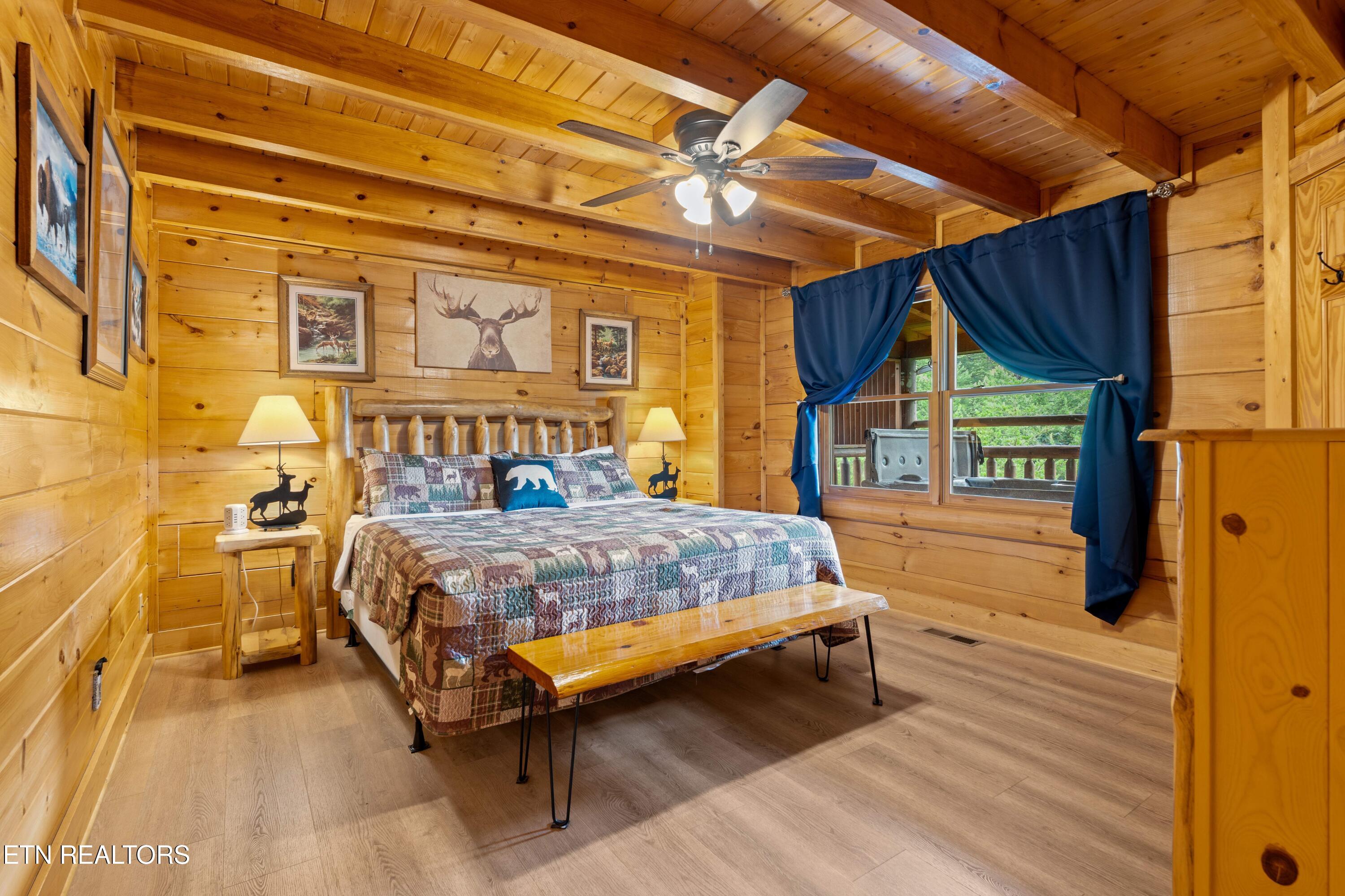 2068 Bear Haven Way Sevierville TN 37876