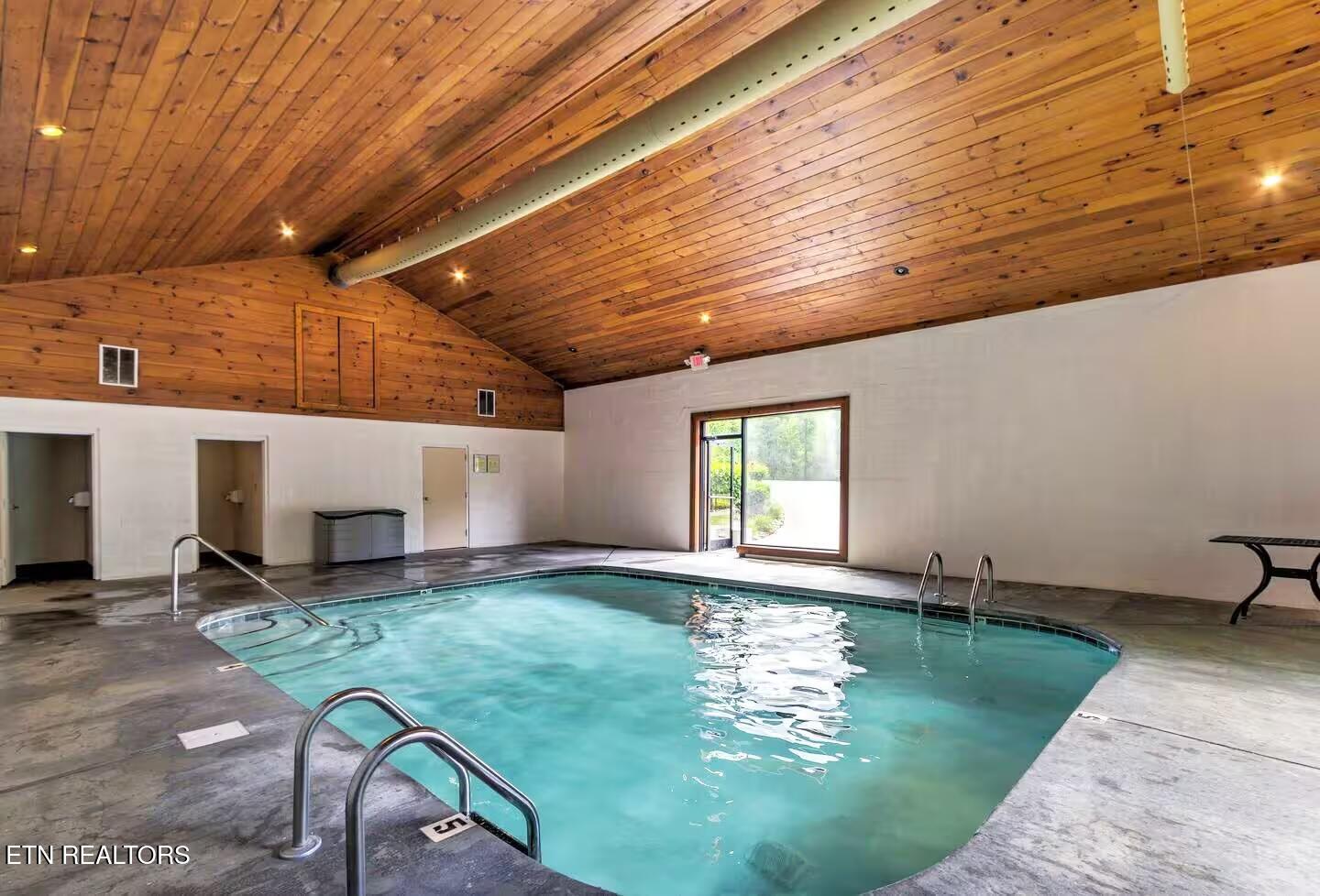 2068 Bear Haven Way Sevierville TN 37876