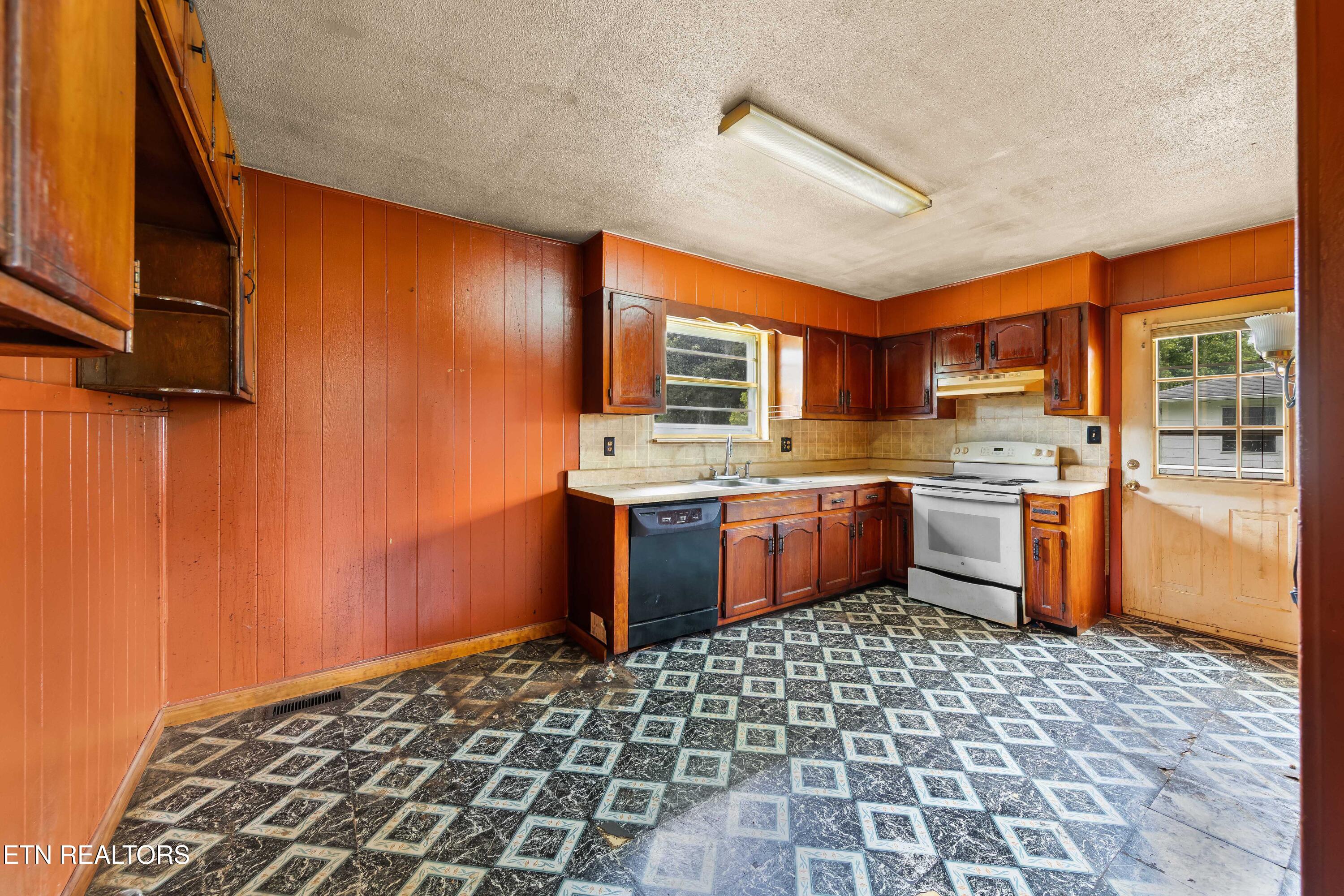 296 Campbell Drive Bean Station TN 37708