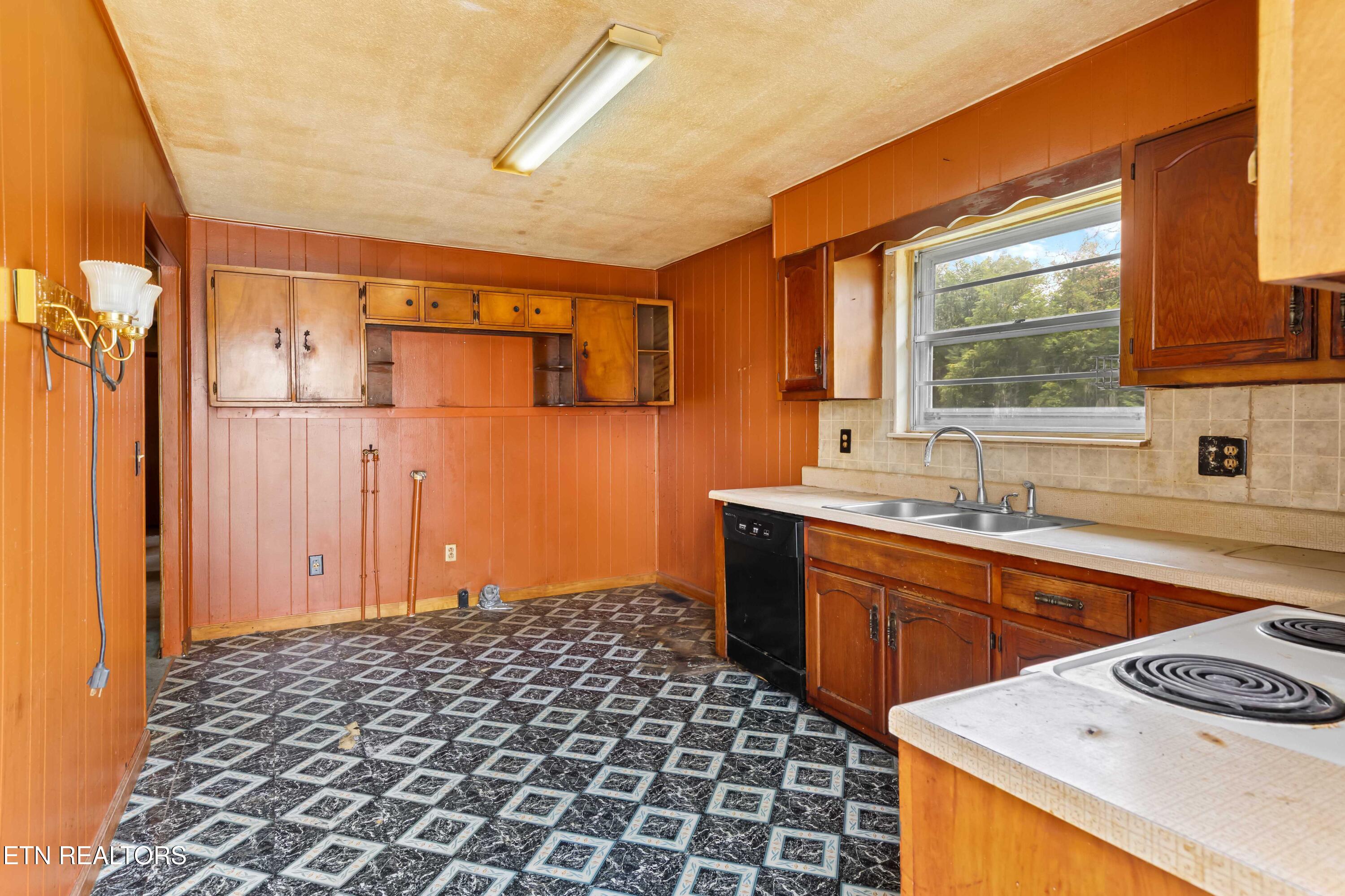 296 Campbell Drive Bean Station TN 37708