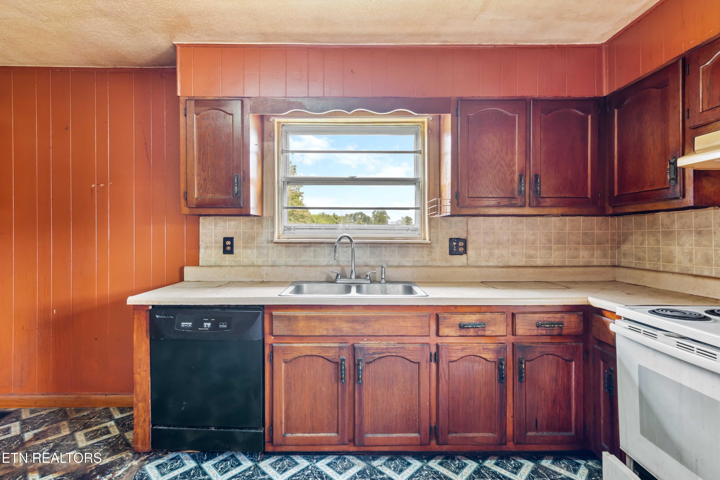 296 Campbell Drive Bean Station TN 37708