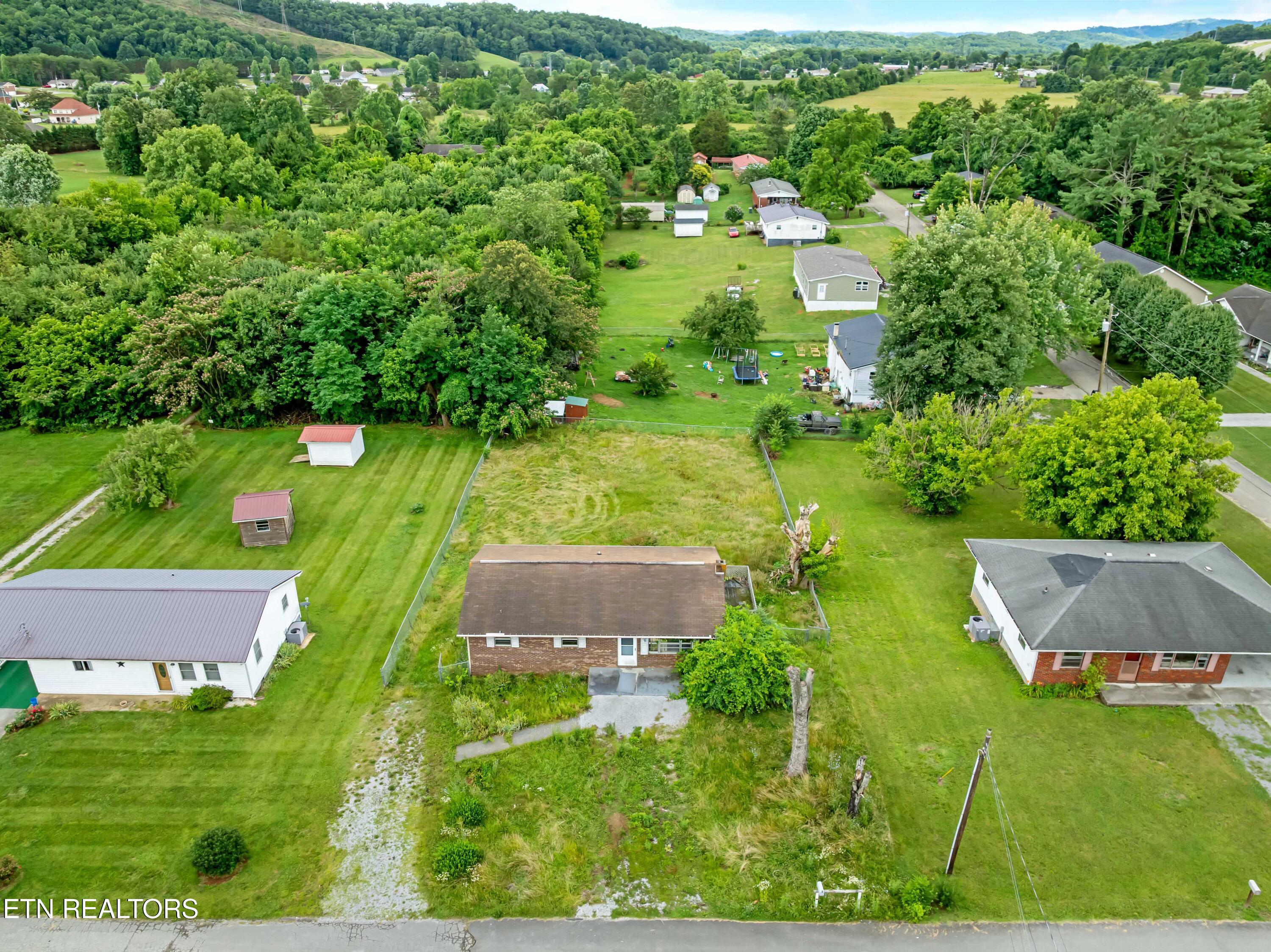 296 Campbell Drive Bean Station TN 37708