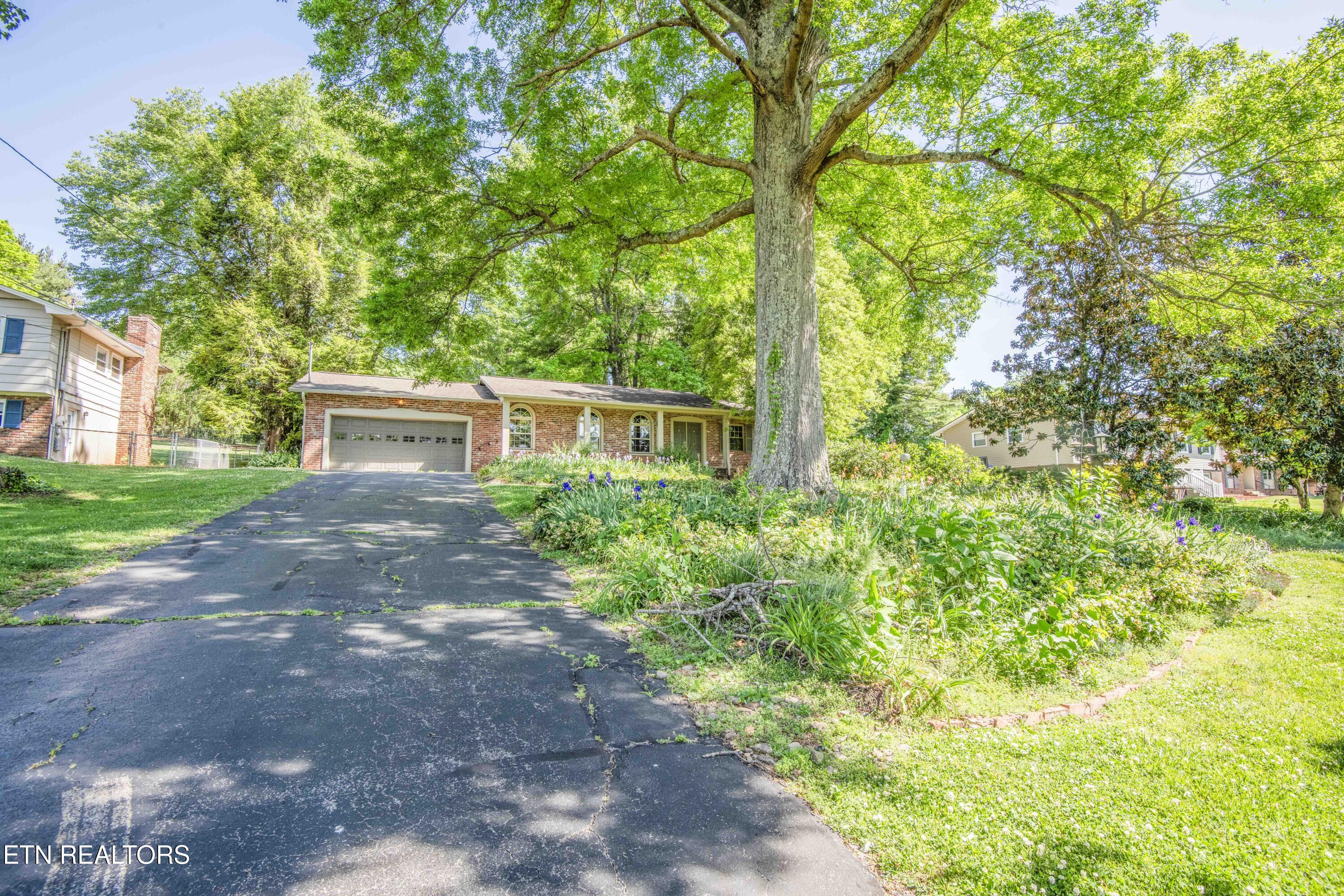 9317 Sarasota Drive Knoxville TN 37923