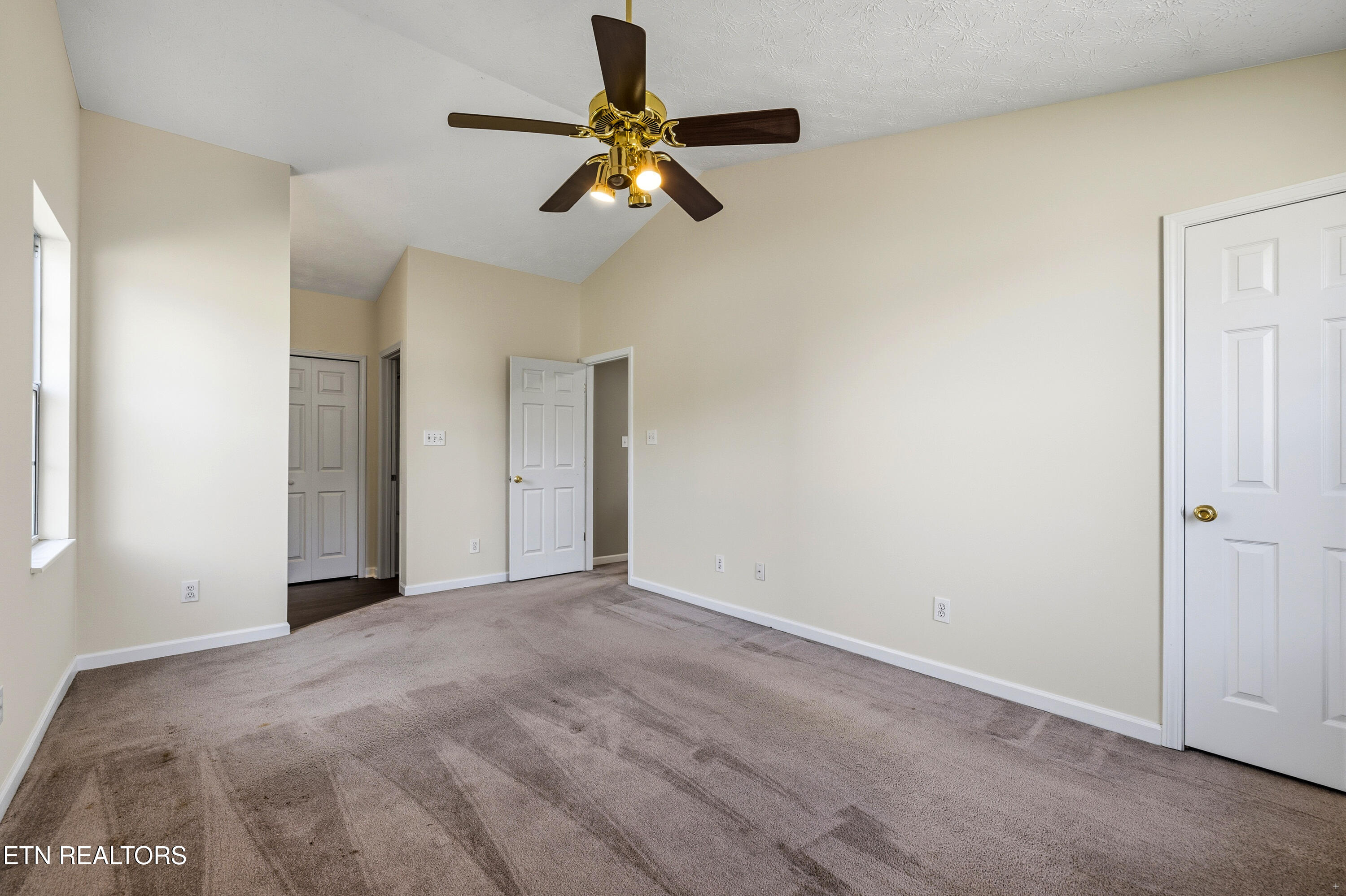 5950 Warrenpark Lane Knoxville TN 37912