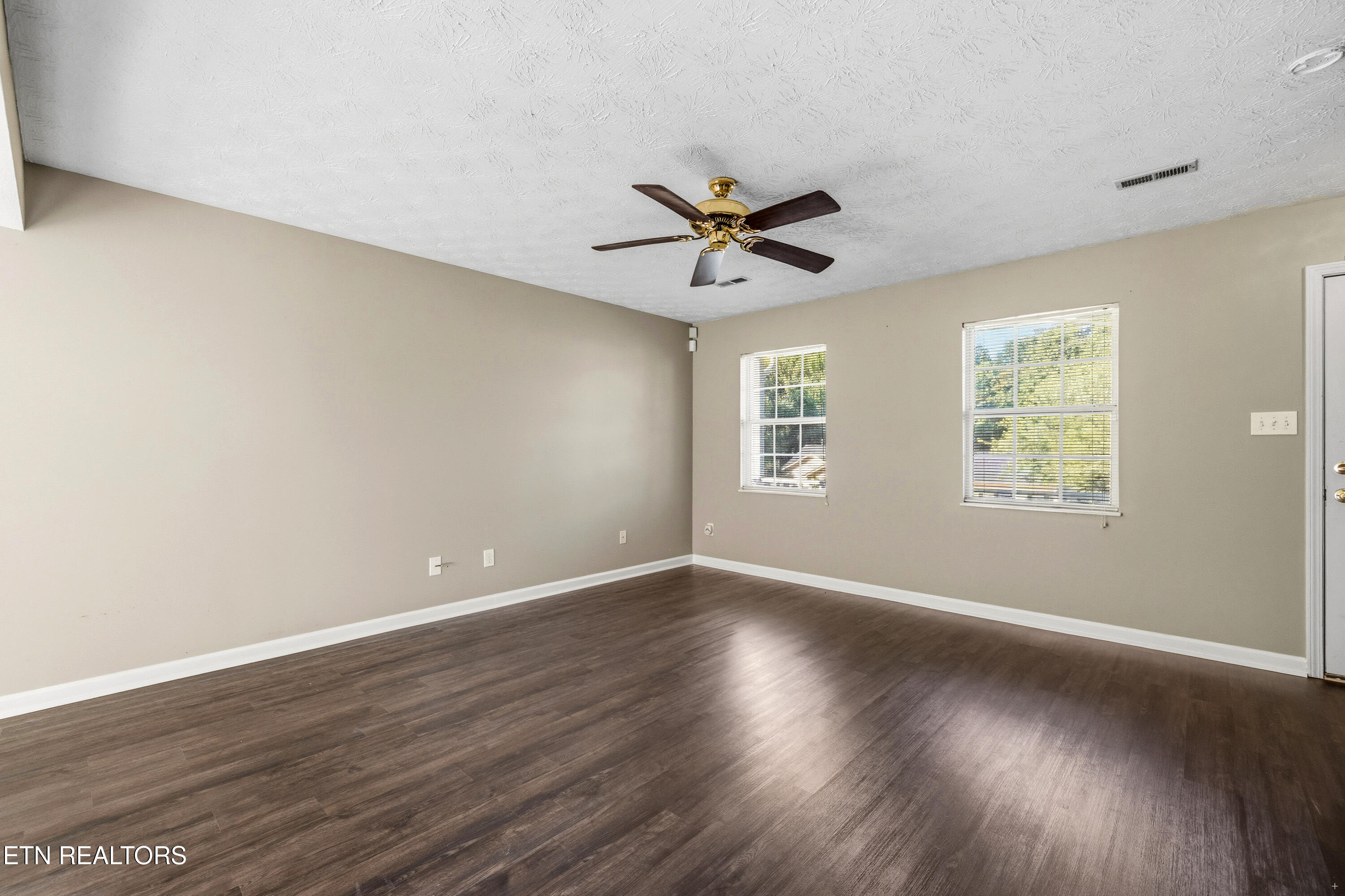 5950 Warrenpark Lane Knoxville TN 37912