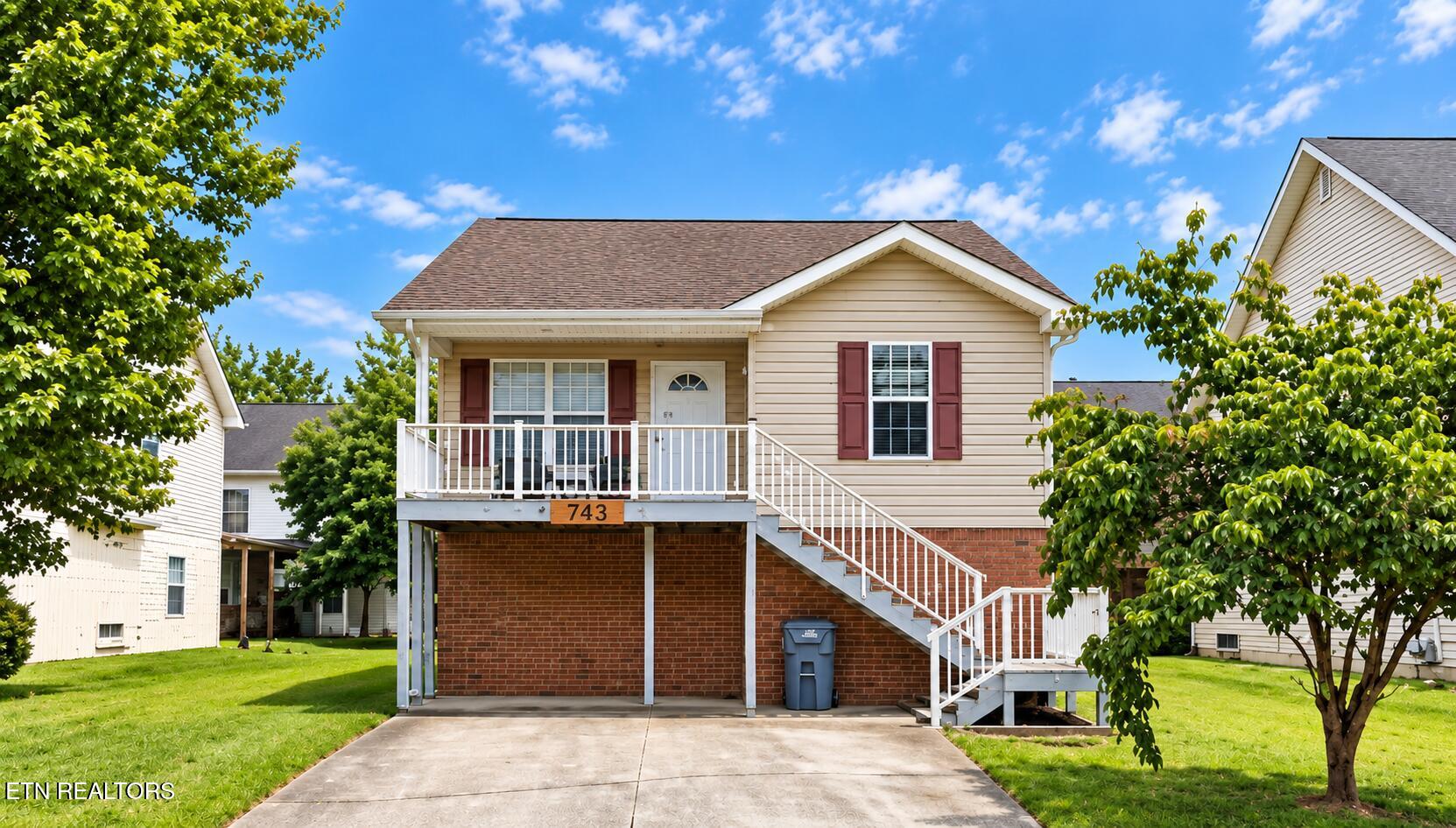 743 Plantation Drive Pigeon Forge TN 37863