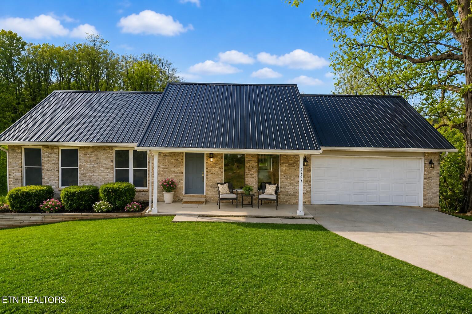 1203 Clendenen Road Maryville TN 37801