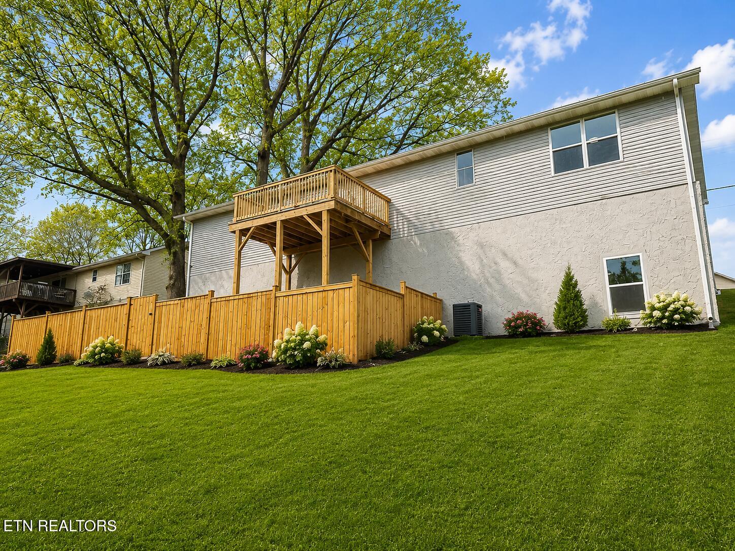 1203 Clendenen Road Maryville TN 37801