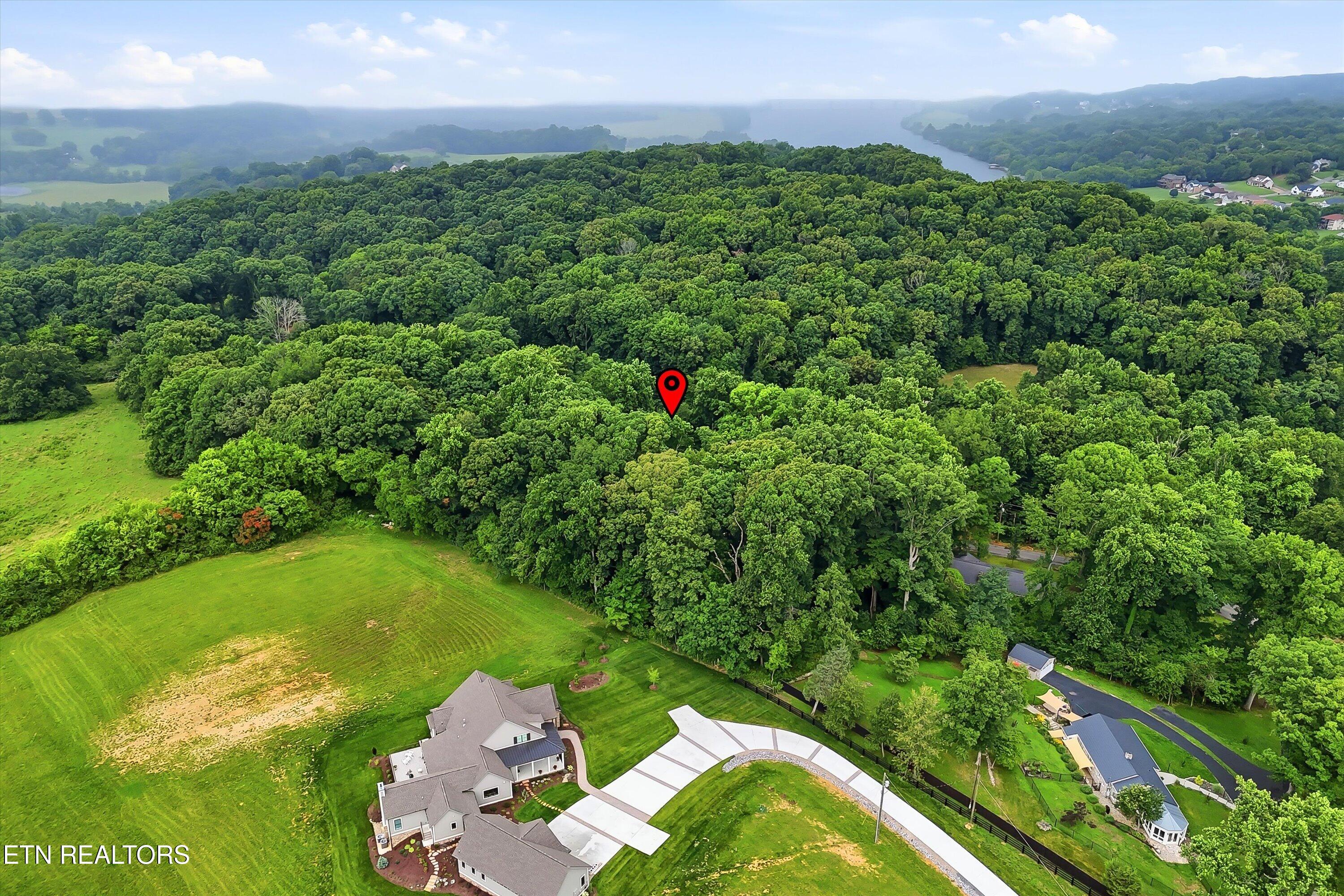 639 River Road Loudon TN 37774