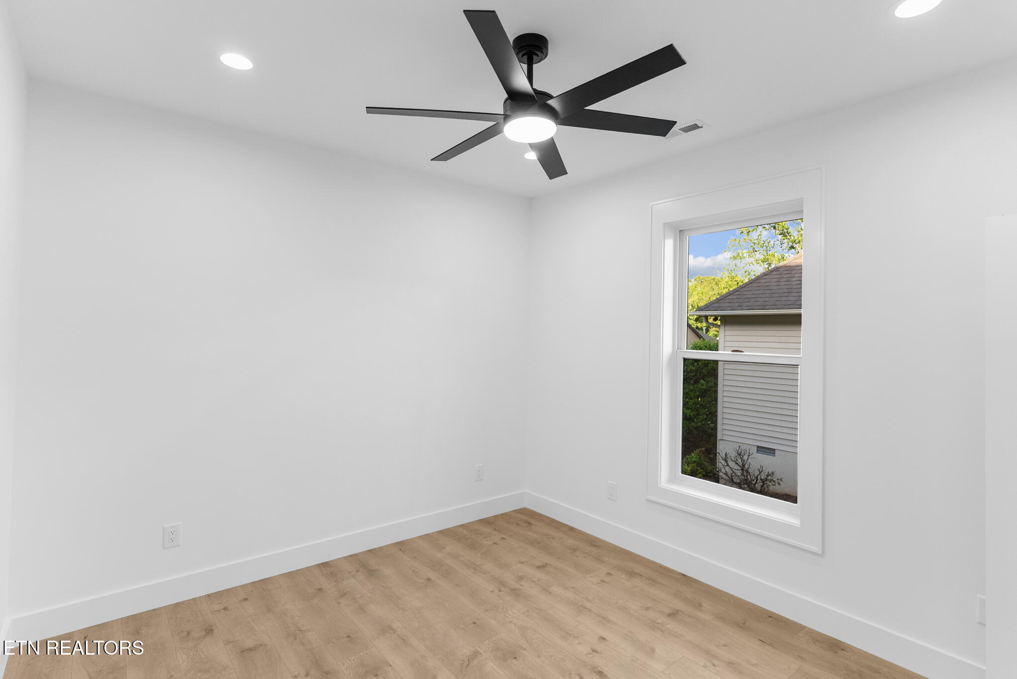 207 Ogana Lane Loudon TN 37774