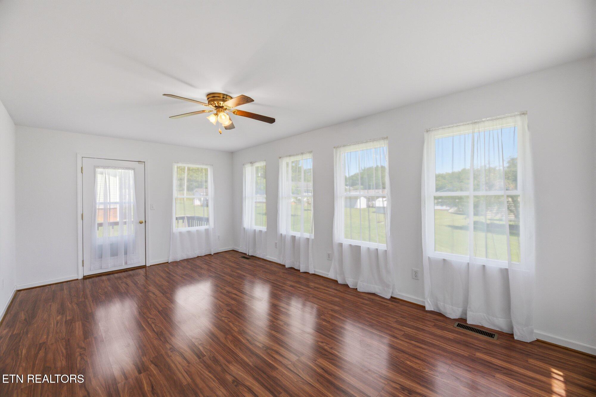 709 Old Highway 68 Sweetwater TN 37874