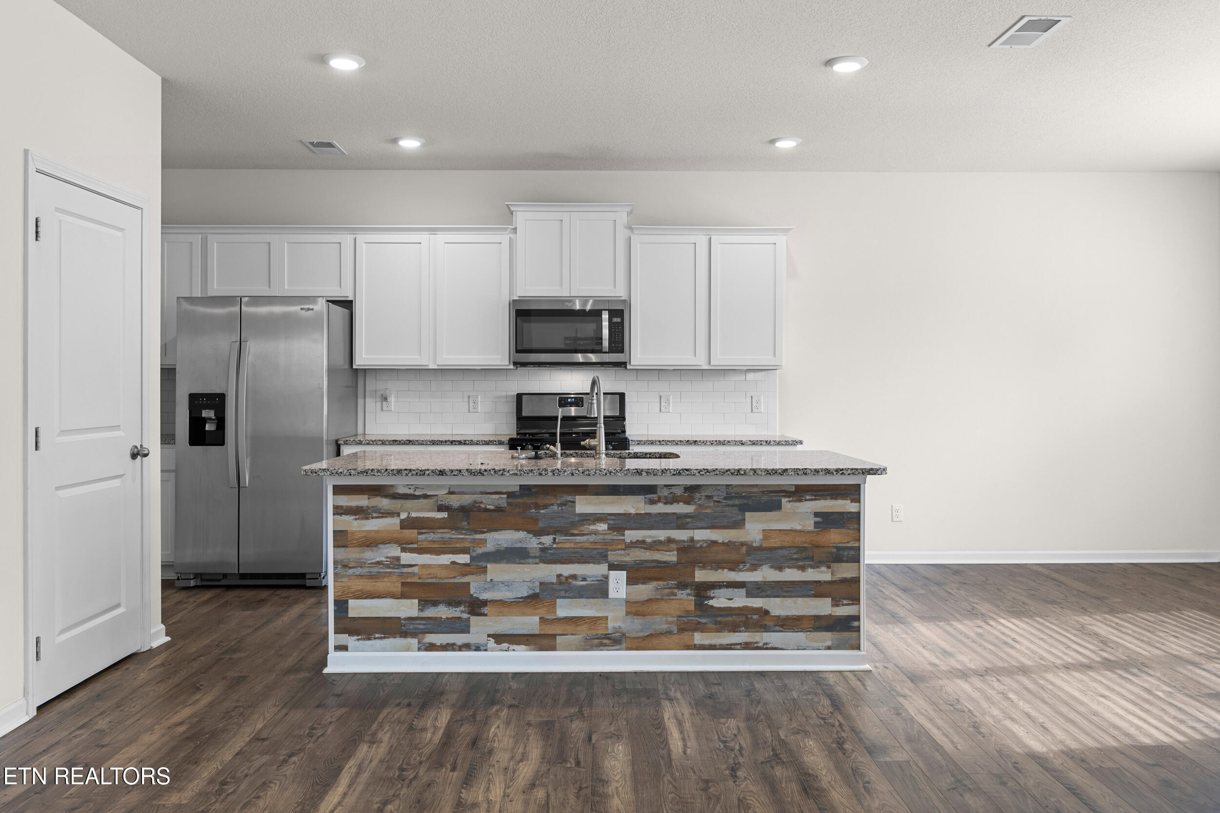 122 Harbour Pointe Lane Oak Ridge TN 37830