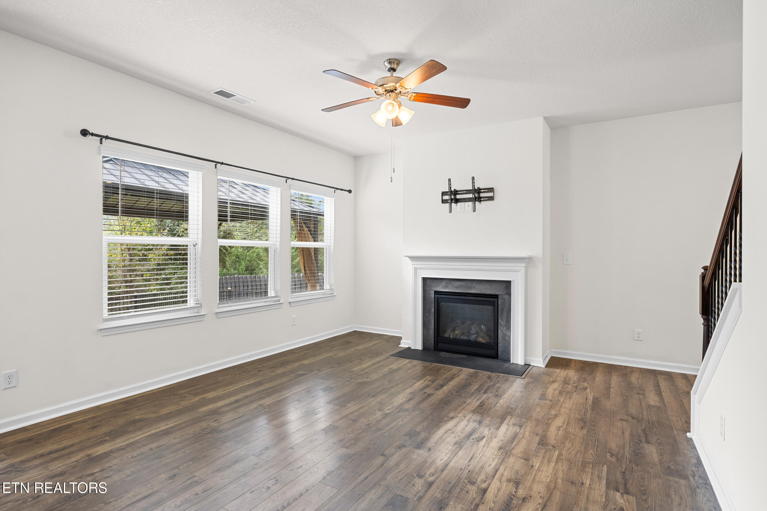 122 Harbour Pointe Lane Oak Ridge TN 37830