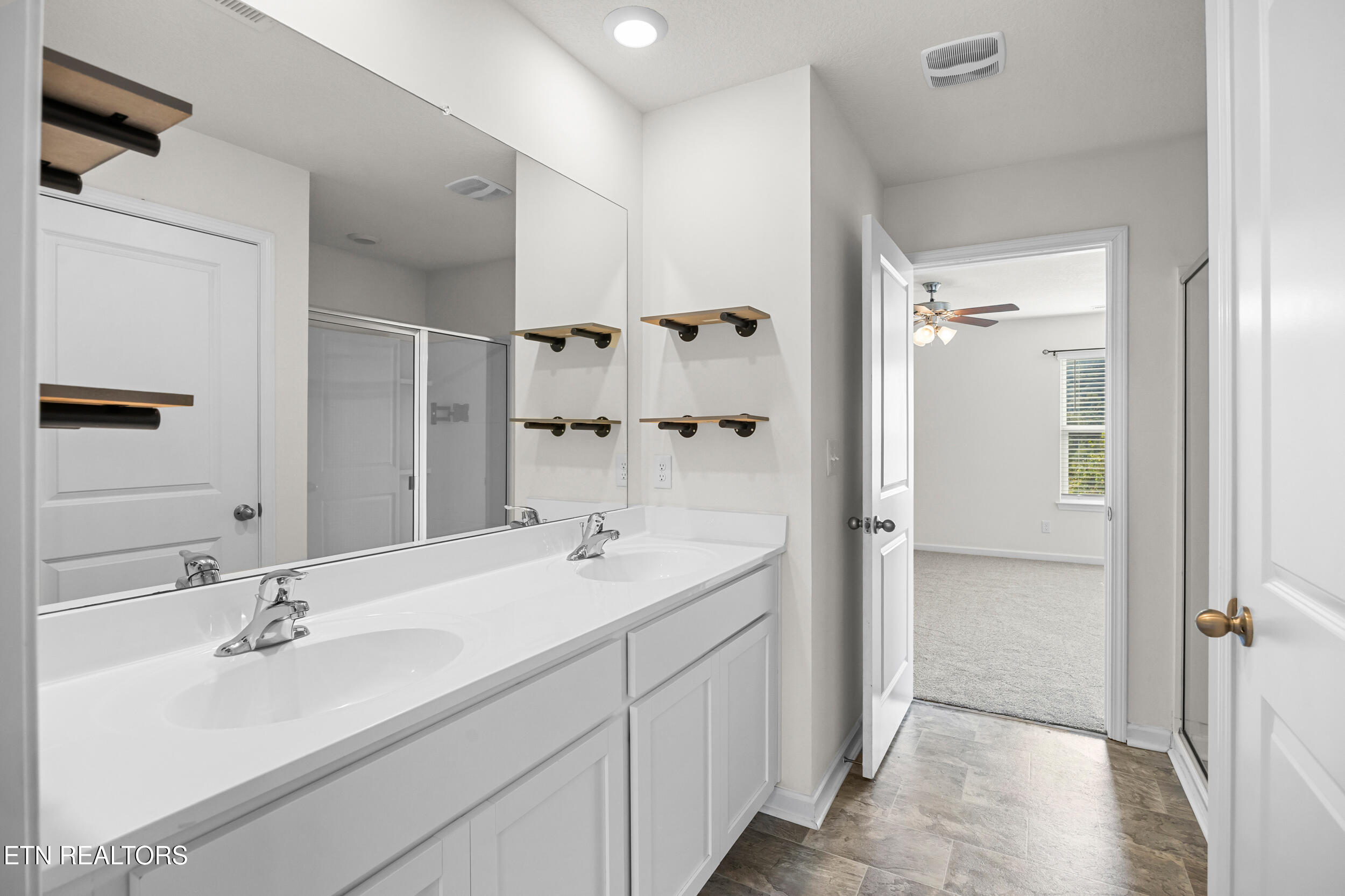 122 Harbour Pointe Lane Oak Ridge TN 37830