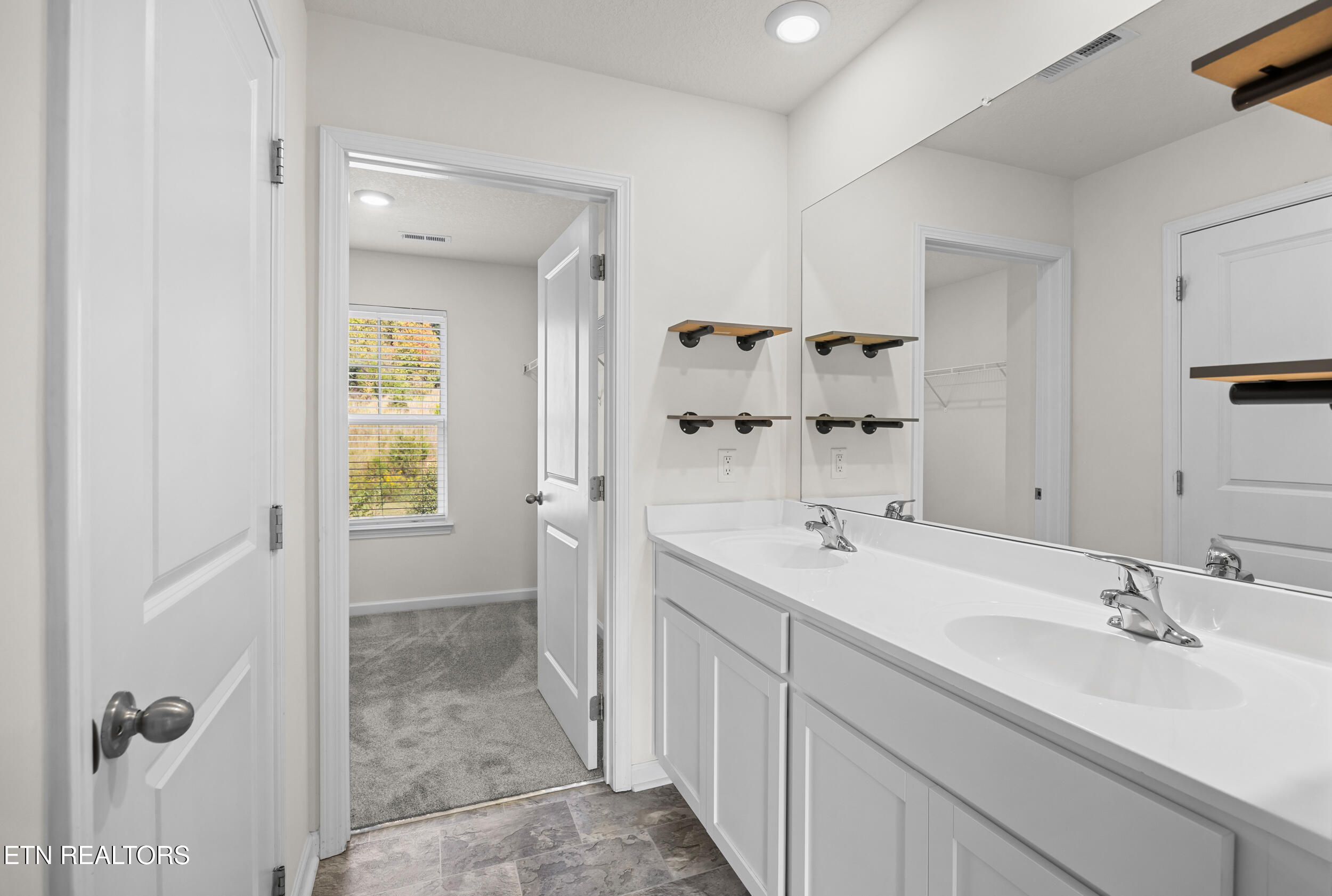 122 Harbour Pointe Lane Oak Ridge TN 37830