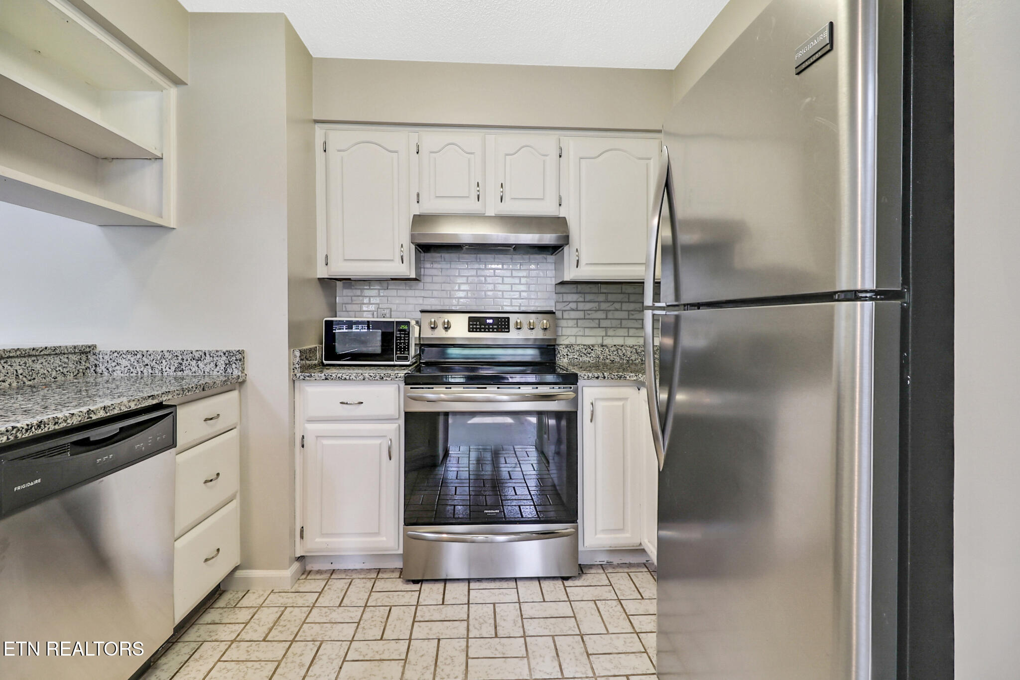 41 Hickory Cove Lane Crossville TN 38558