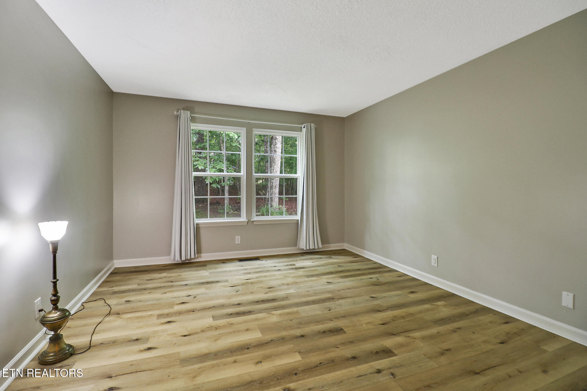 41 Hickory Cove Lane Crossville TN 38558