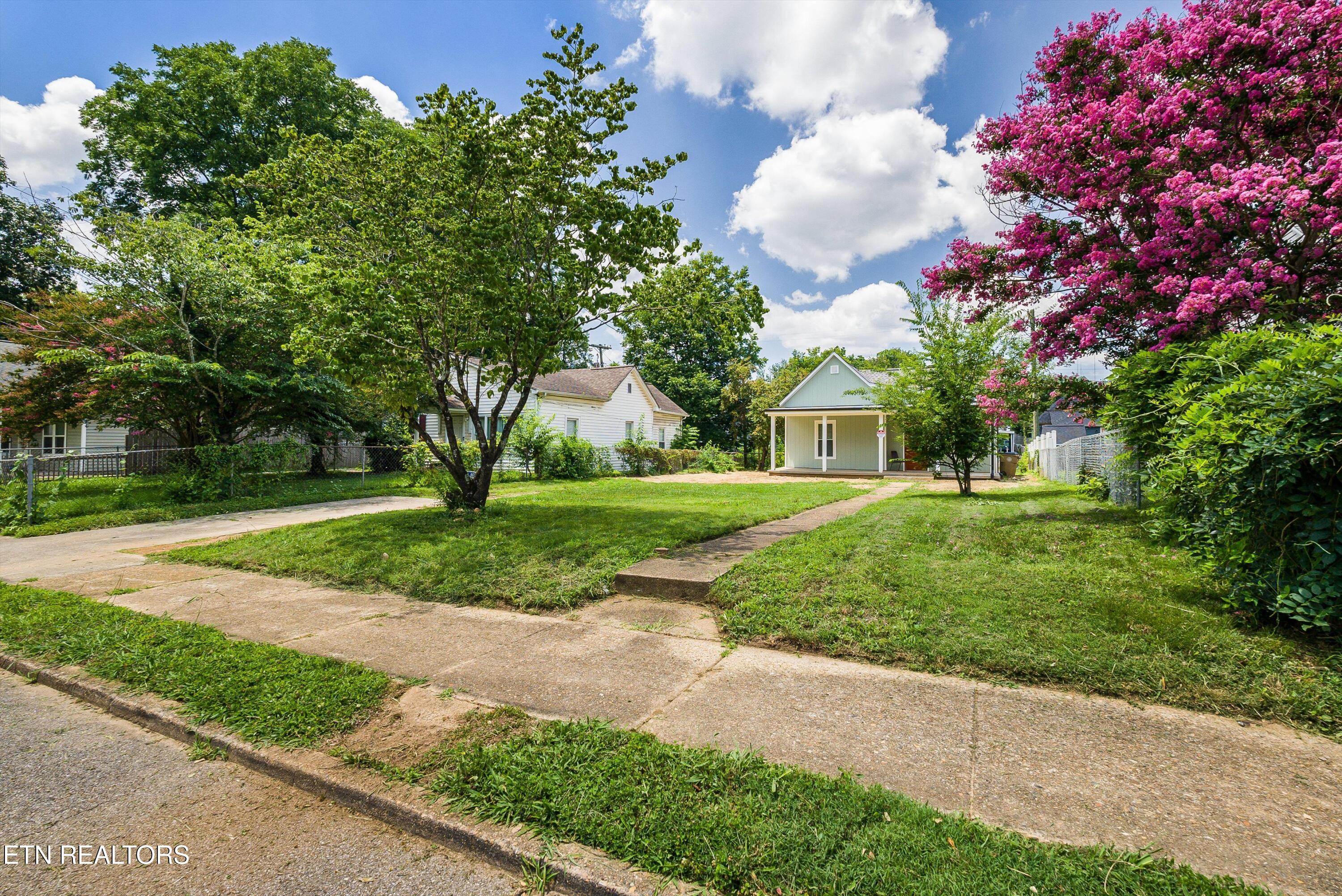 427 Oglewood Avenue Knoxville TN 37917