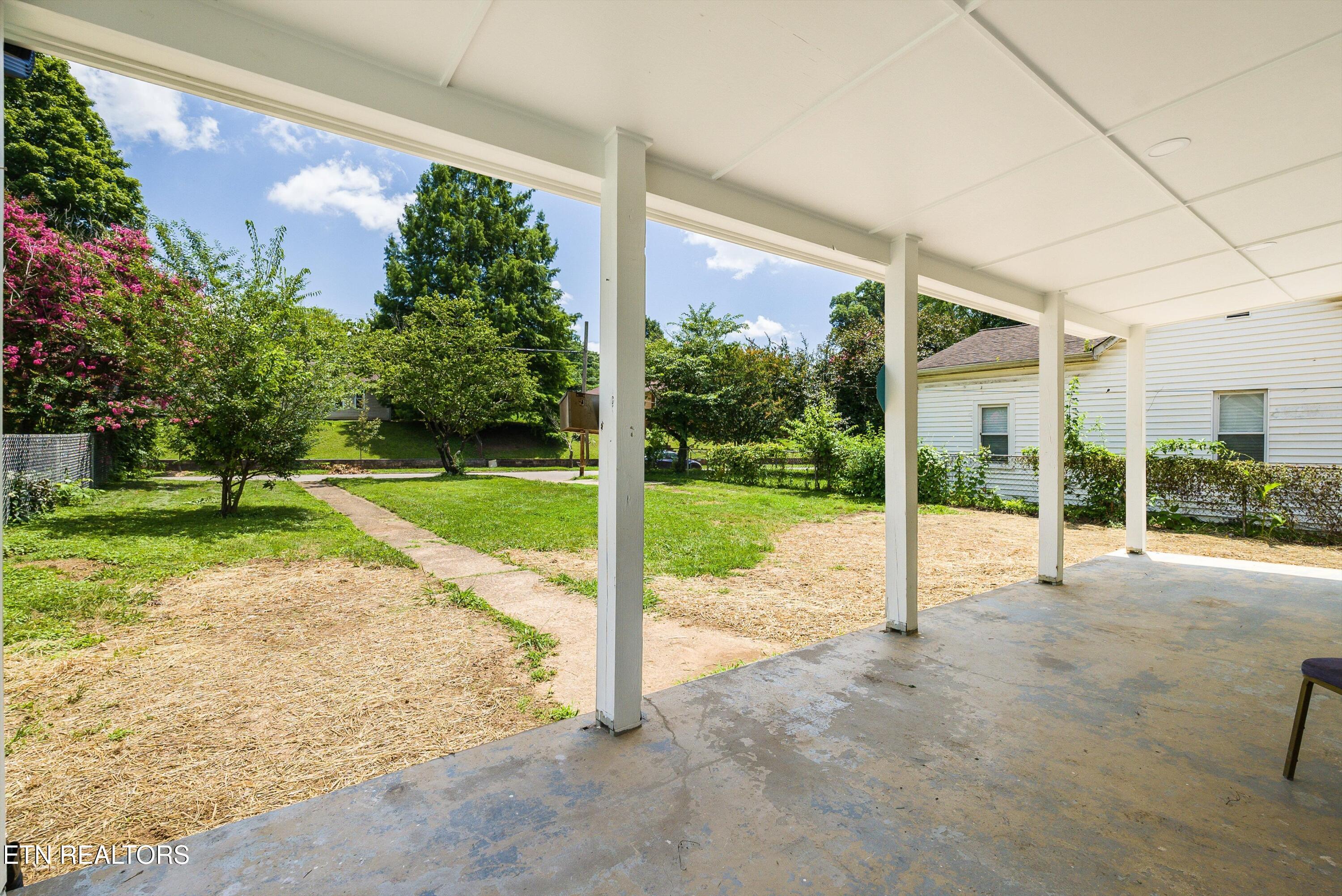 427 Oglewood Avenue Knoxville TN 37917