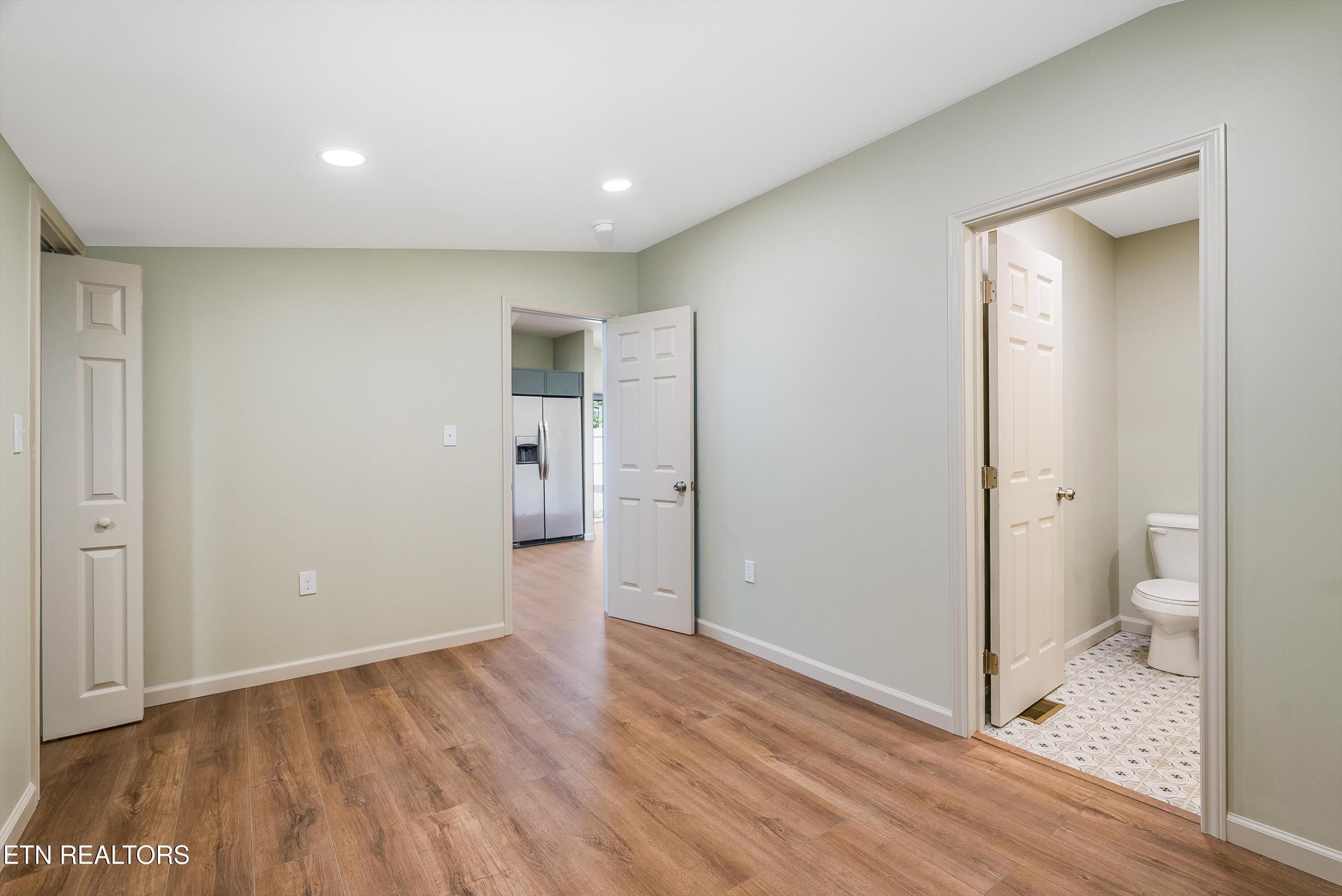 427 Oglewood Avenue Knoxville TN 37917