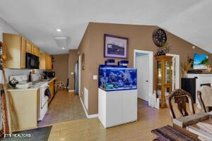 3631 3635 Louisville Road Louisville TN 37777
