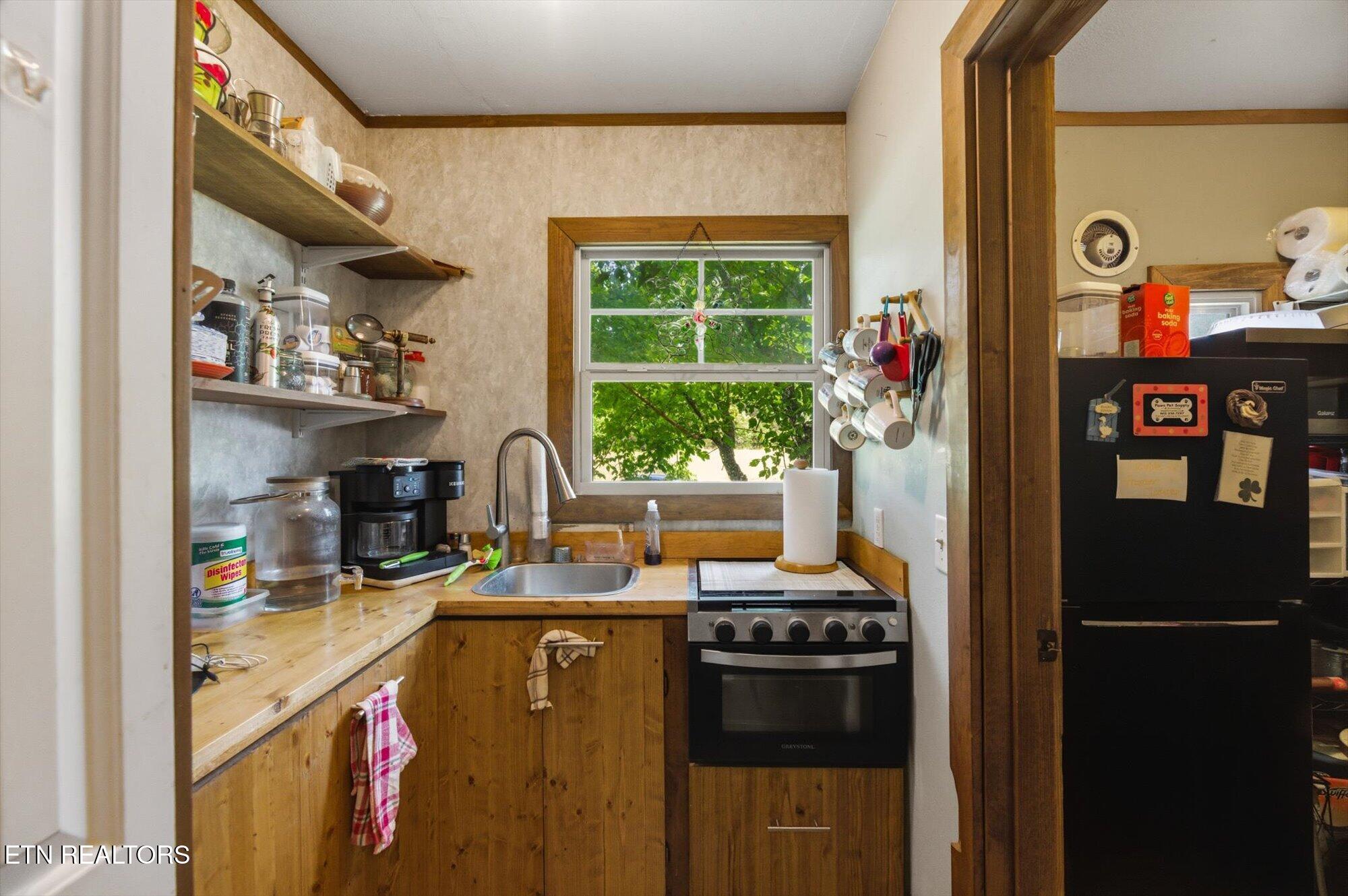 140 Donahue Road Luttrell TN 37779