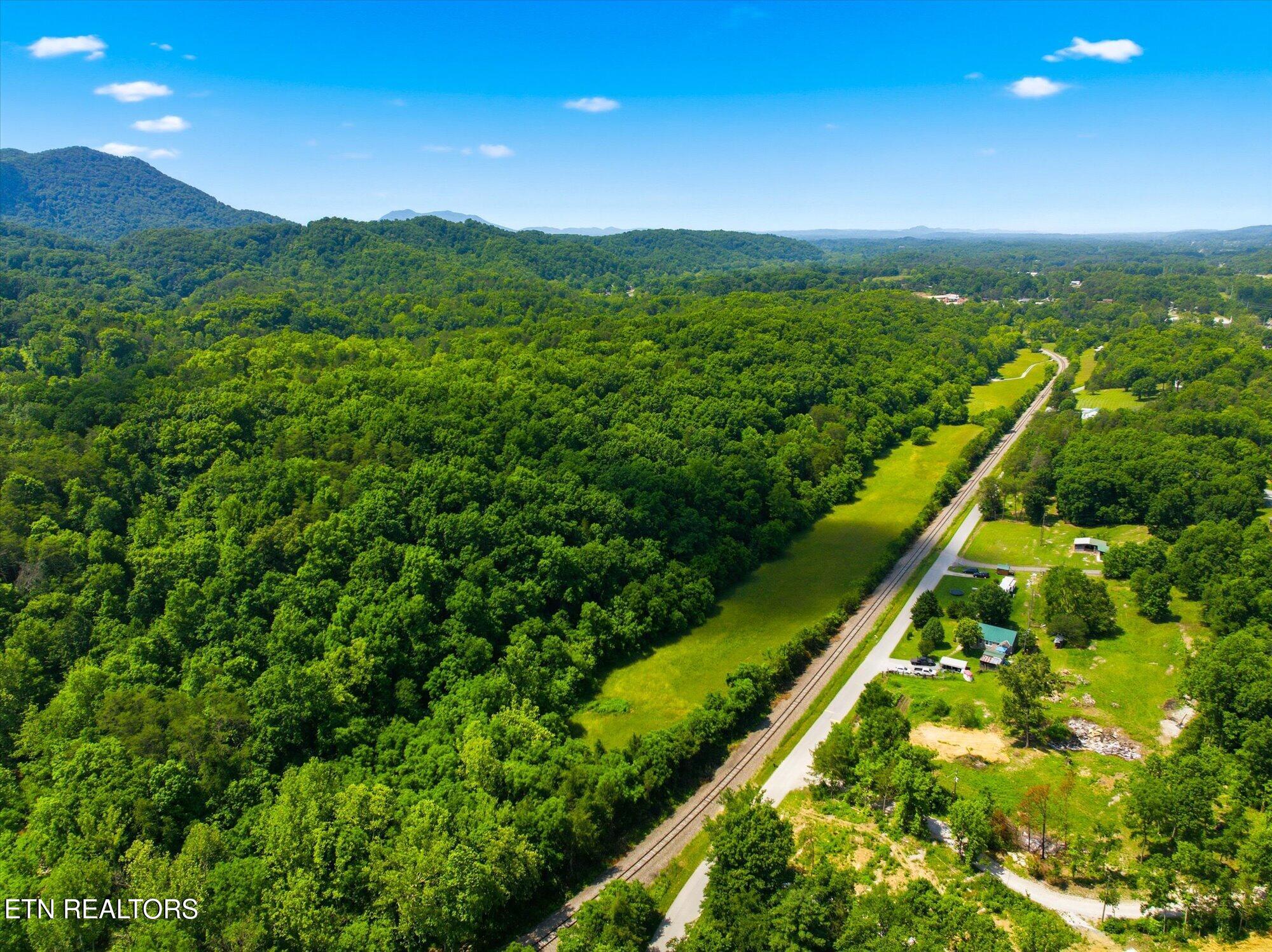 140 Donahue Road Luttrell TN 37779