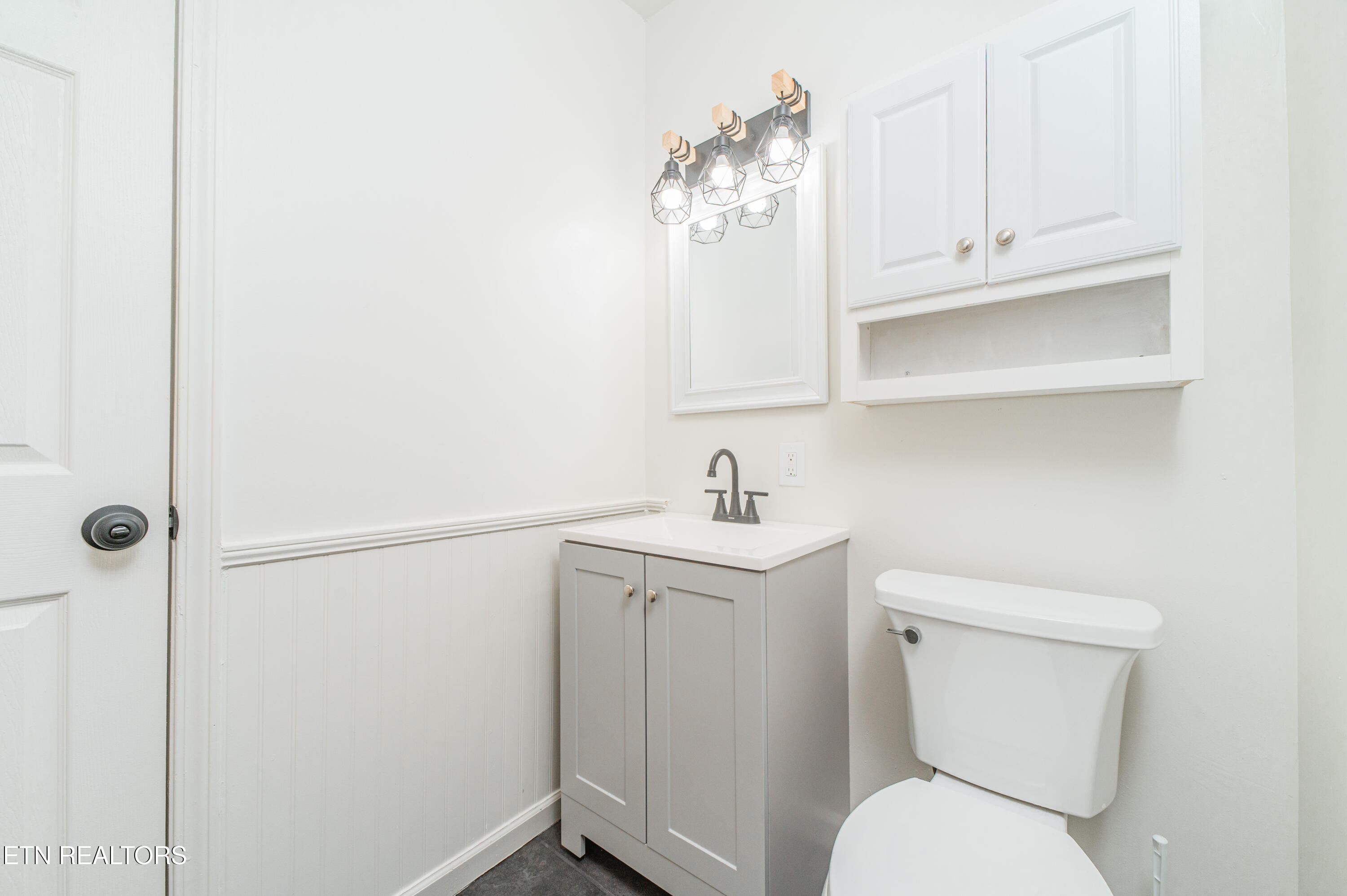 353 W Goddard Avenue Maryville TN 37803