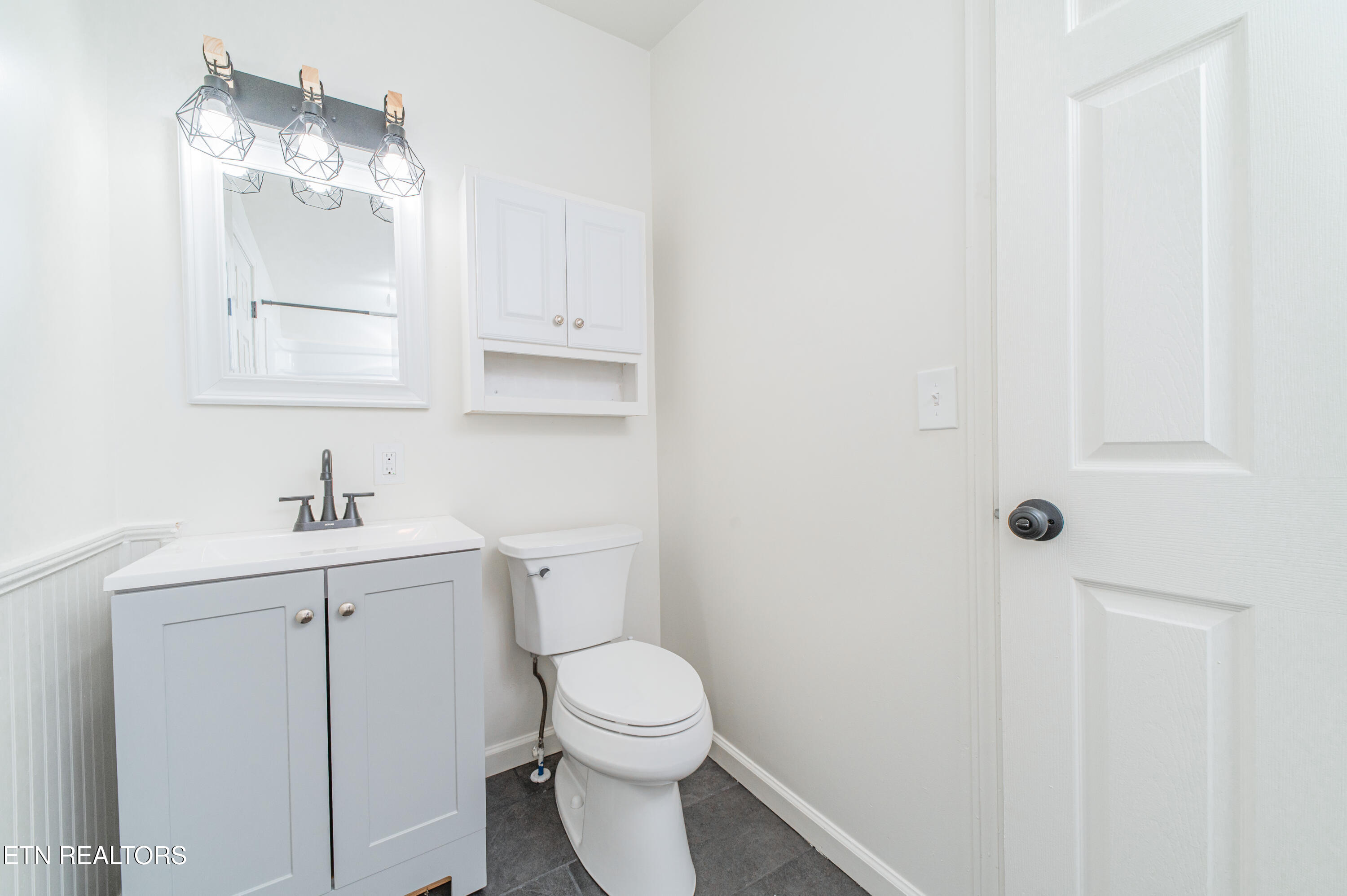 353 W Goddard Avenue Maryville TN 37803