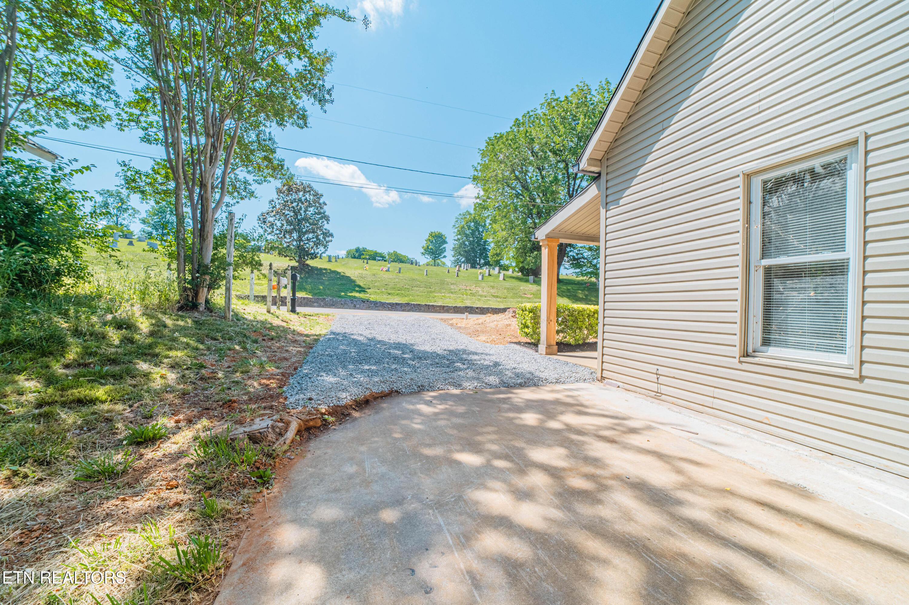 353 W Goddard Avenue Maryville TN 37803